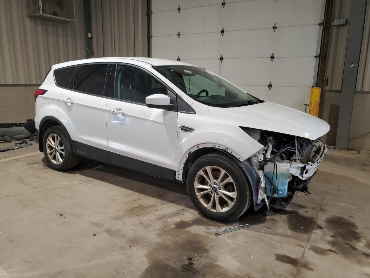 2019 Ford Escape Se White vin: 1FMCU9GD7KUC06762