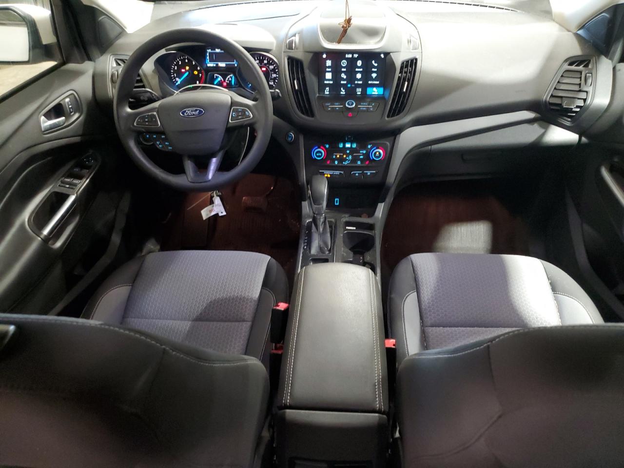 2019 Ford Escape Se White vin: 1FMCU9GD7KUC06762