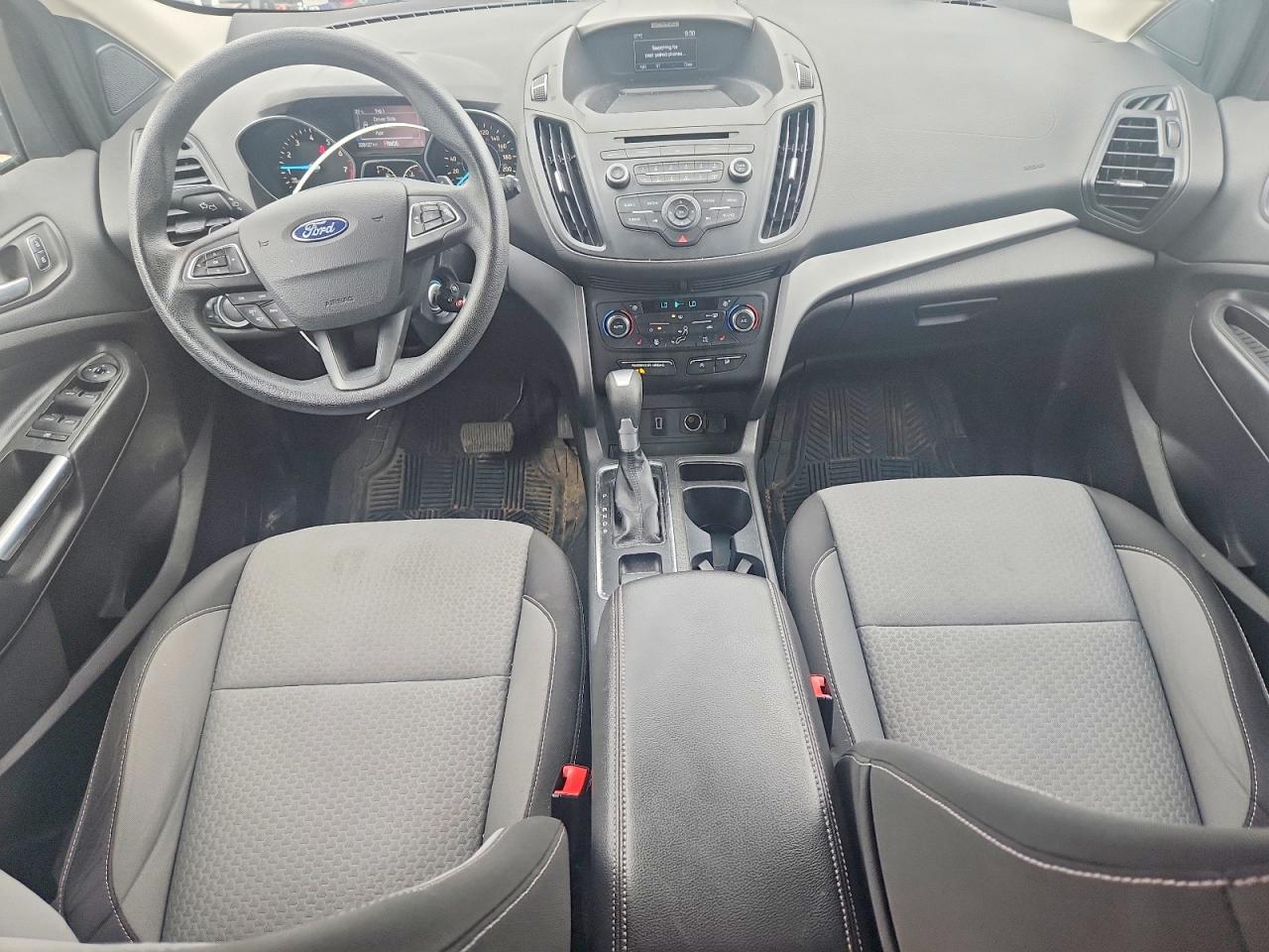 2017 Ford Escape Se Gray vin: 1FMCU9GD8HUA00570