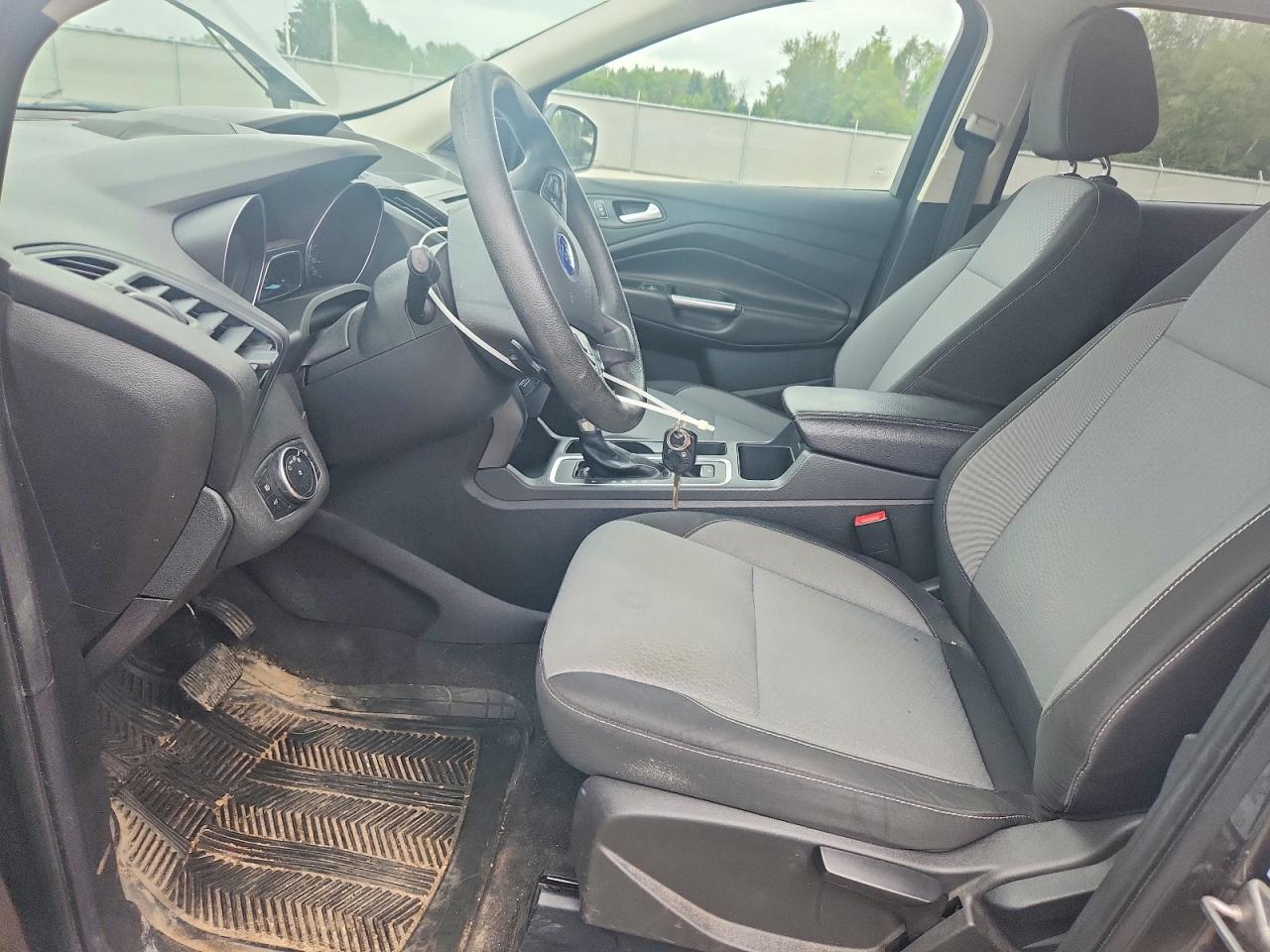 2017 Ford Escape Se Gray vin: 1FMCU9GD8HUA00570