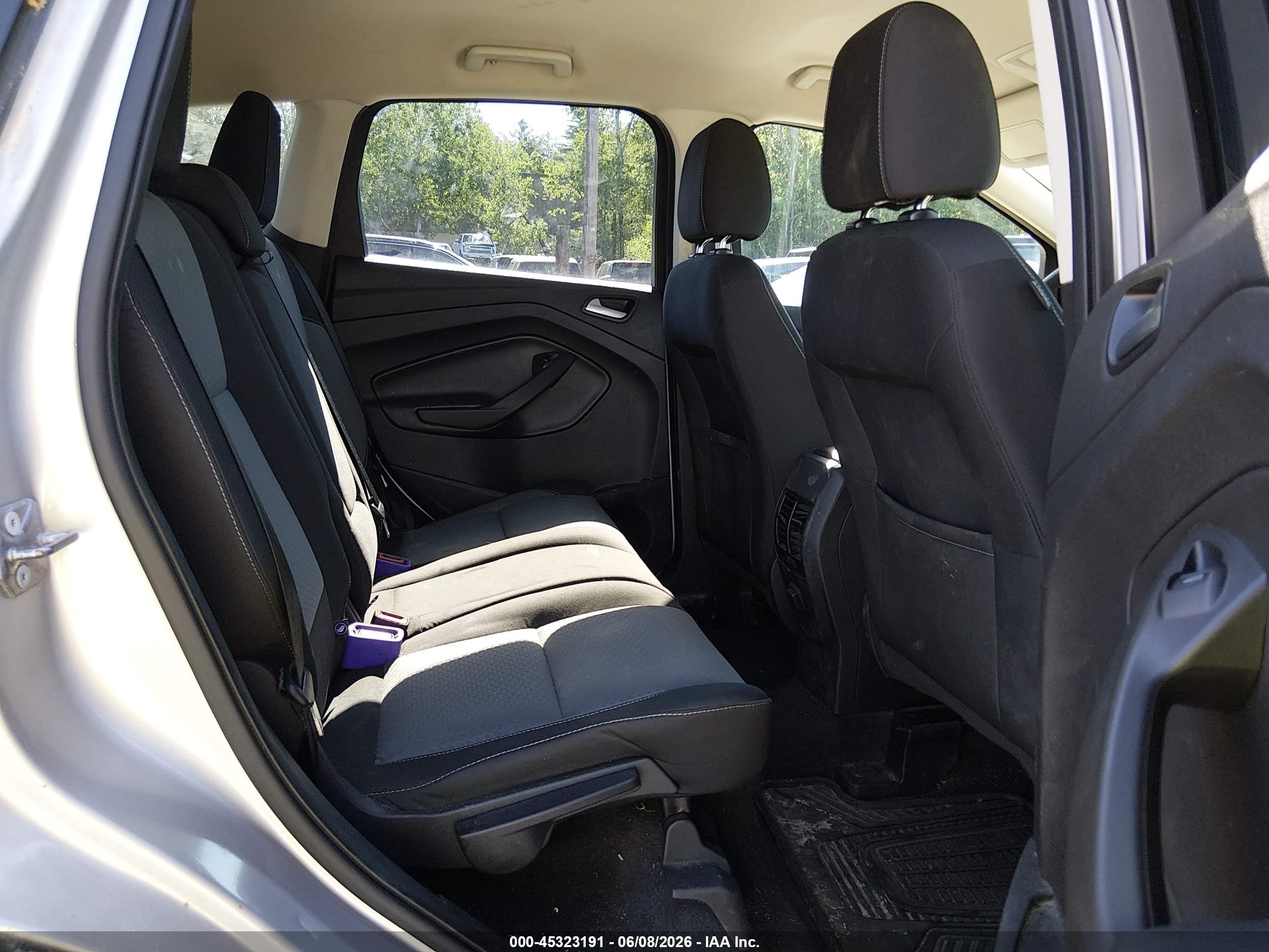 2017 Ford Escape Se Silver vin: 1FMCU9GD8HUA07759