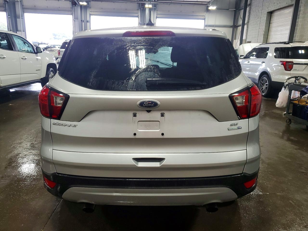 2019 Ford Escape Se Silver vin: 1FMCU9GD8KUB08534
