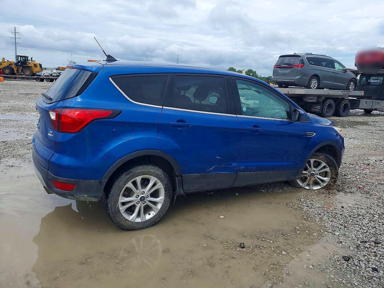 2019 Ford Escape Se Blue vin: 1FMCU9GD8KUB14656