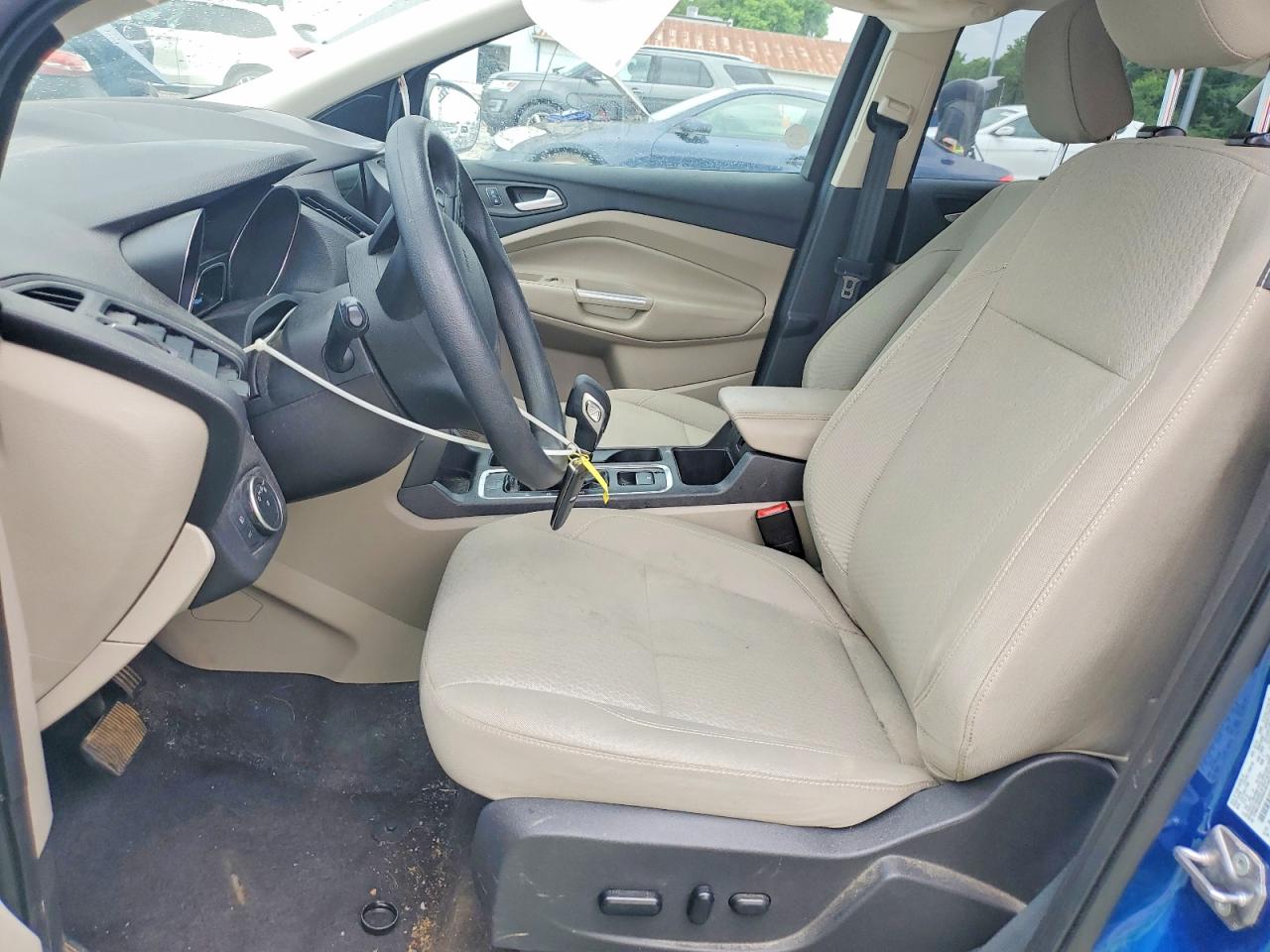 2019 Ford Escape Se Blue vin: 1FMCU9GD8KUB14656