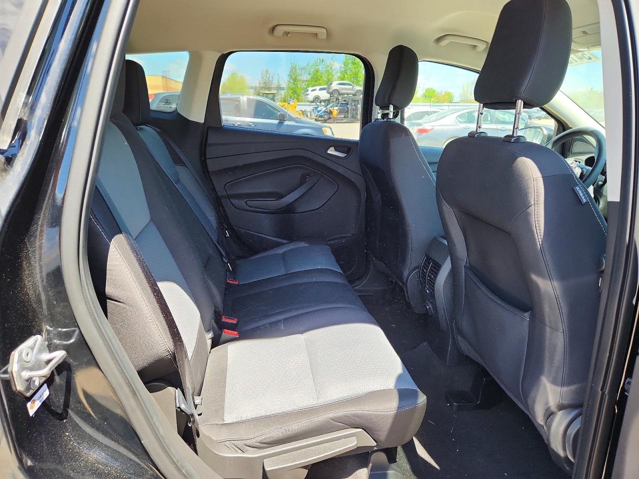 2018 Ford Escape Se Black vin: 1FMCU9GD9JUA76370