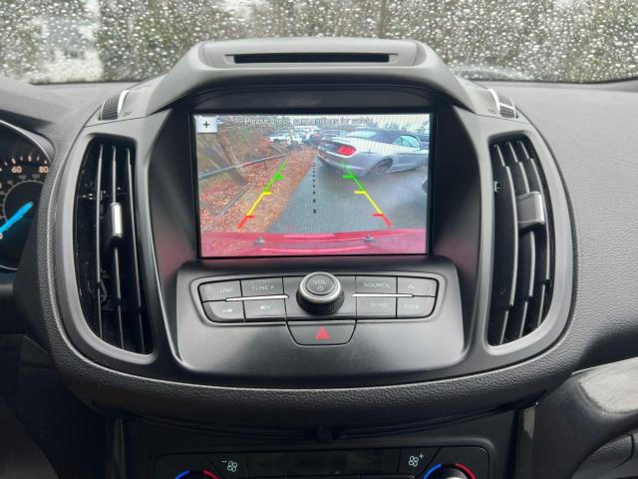 2018 Ford Escape Se Red vin: 1FMCU9GD9JUB92684
