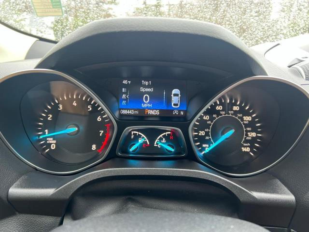 2018 Ford Escape Se Red vin: 1FMCU9GD9JUB92684