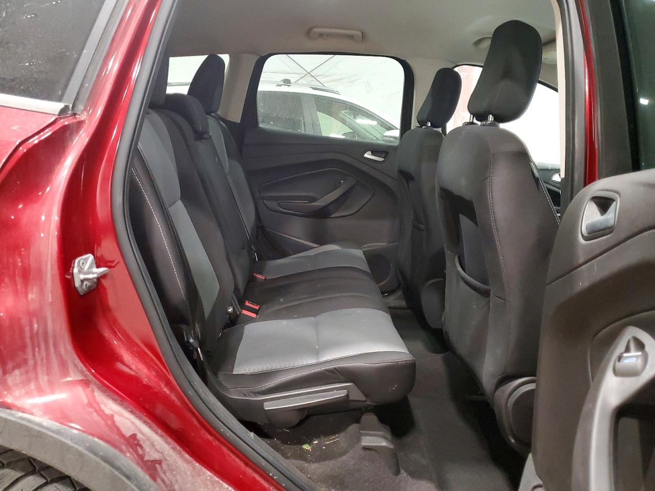 2019 Ford Escape Se Red vin: 1FMCU9GD9KUA08832