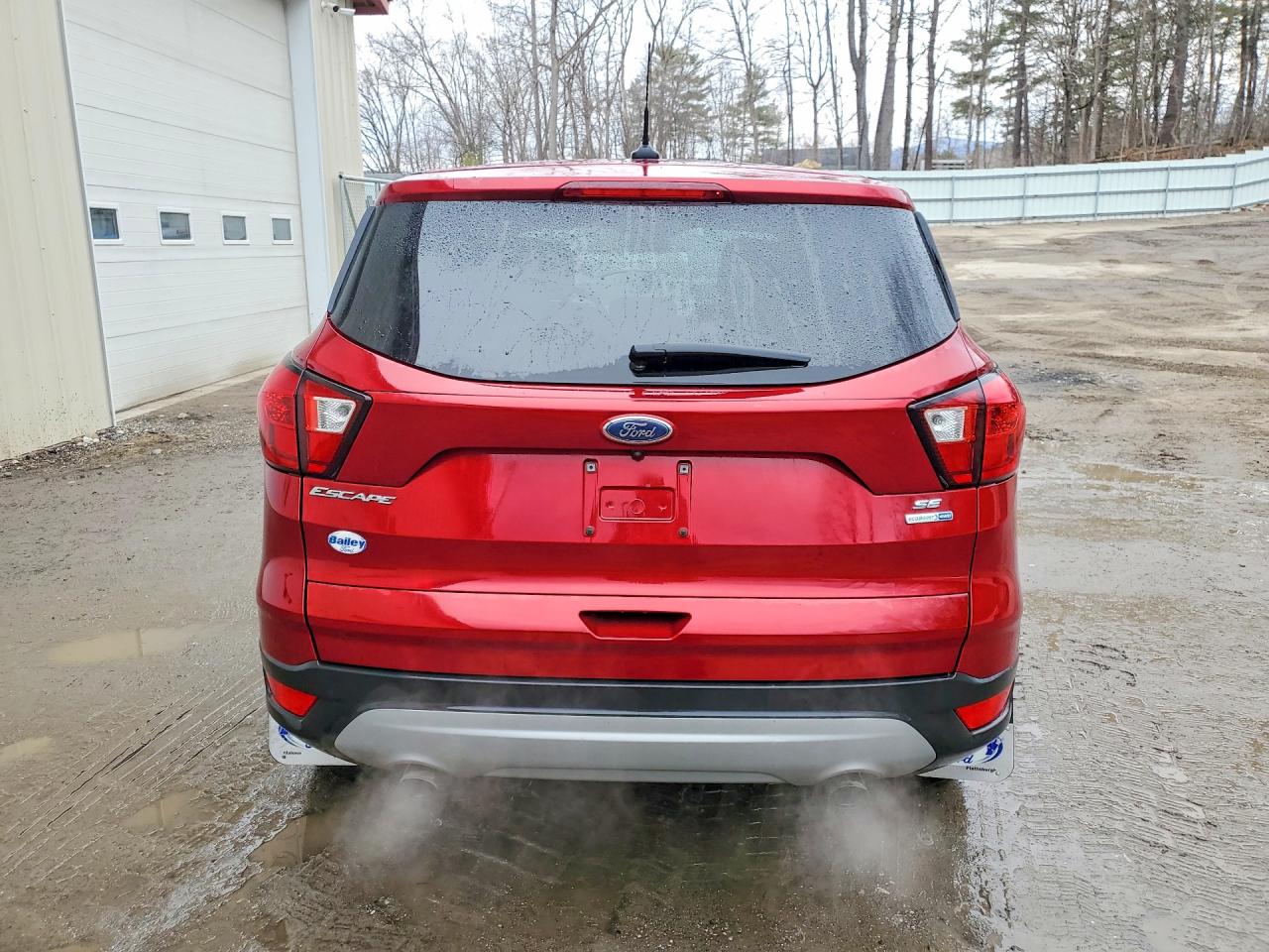 2019 Ford Escape Se Red vin: 1FMCU9GD9KUA08832