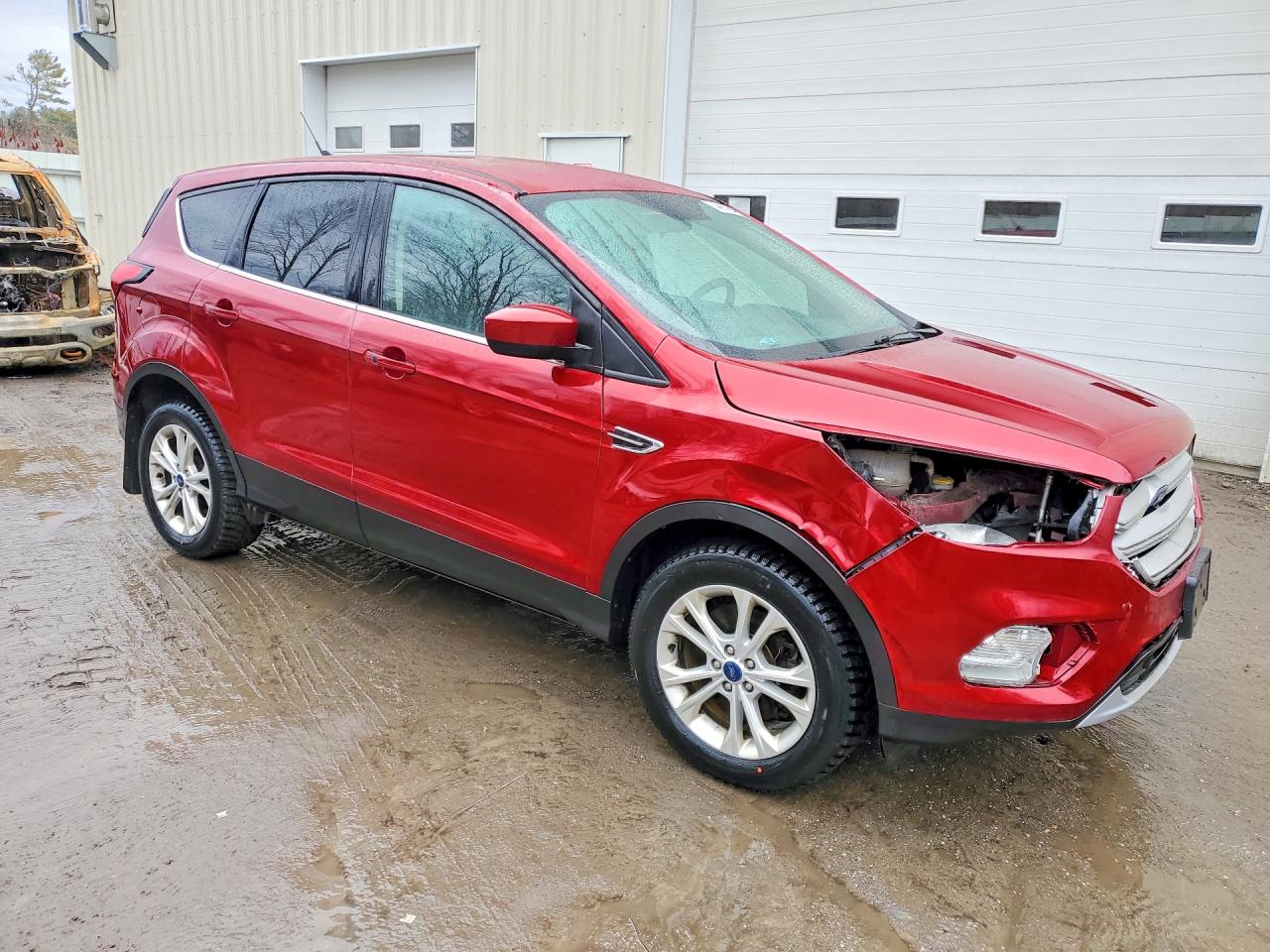 2019 Ford Escape Se Red vin: 1FMCU9GD9KUA08832