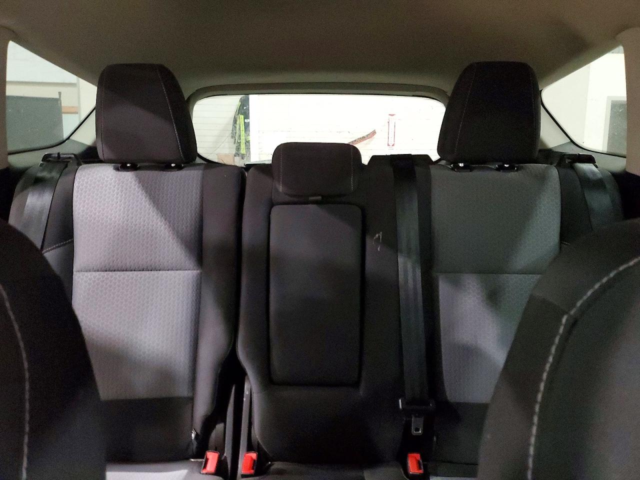 2019 Ford Escape Se Red vin: 1FMCU9GD9KUA08832