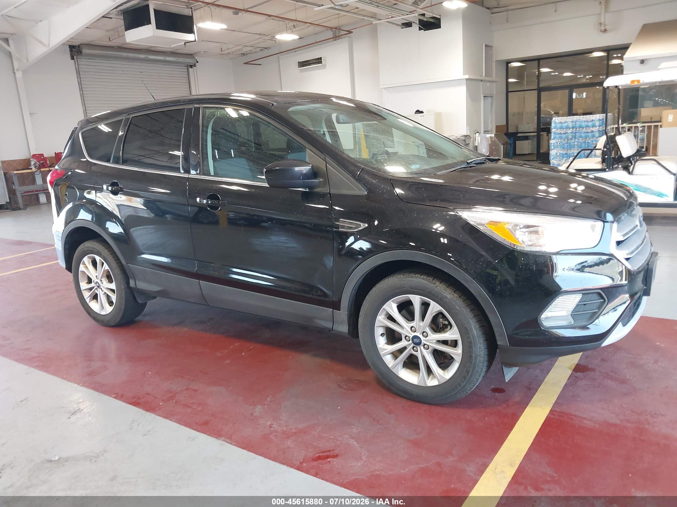 2019 Ford Escape Se Black vin: 1FMCU9GD9KUA65810