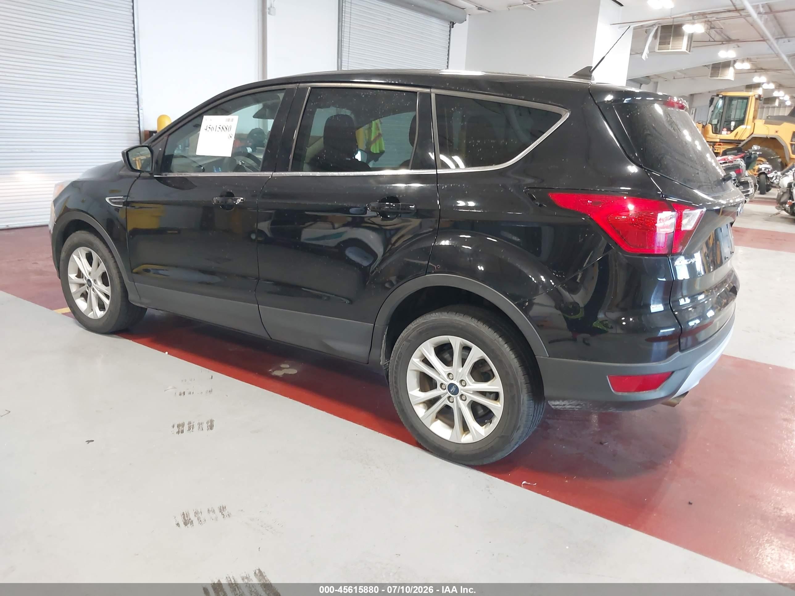 2019 Ford Escape Se Black vin: 1FMCU9GD9KUA65810