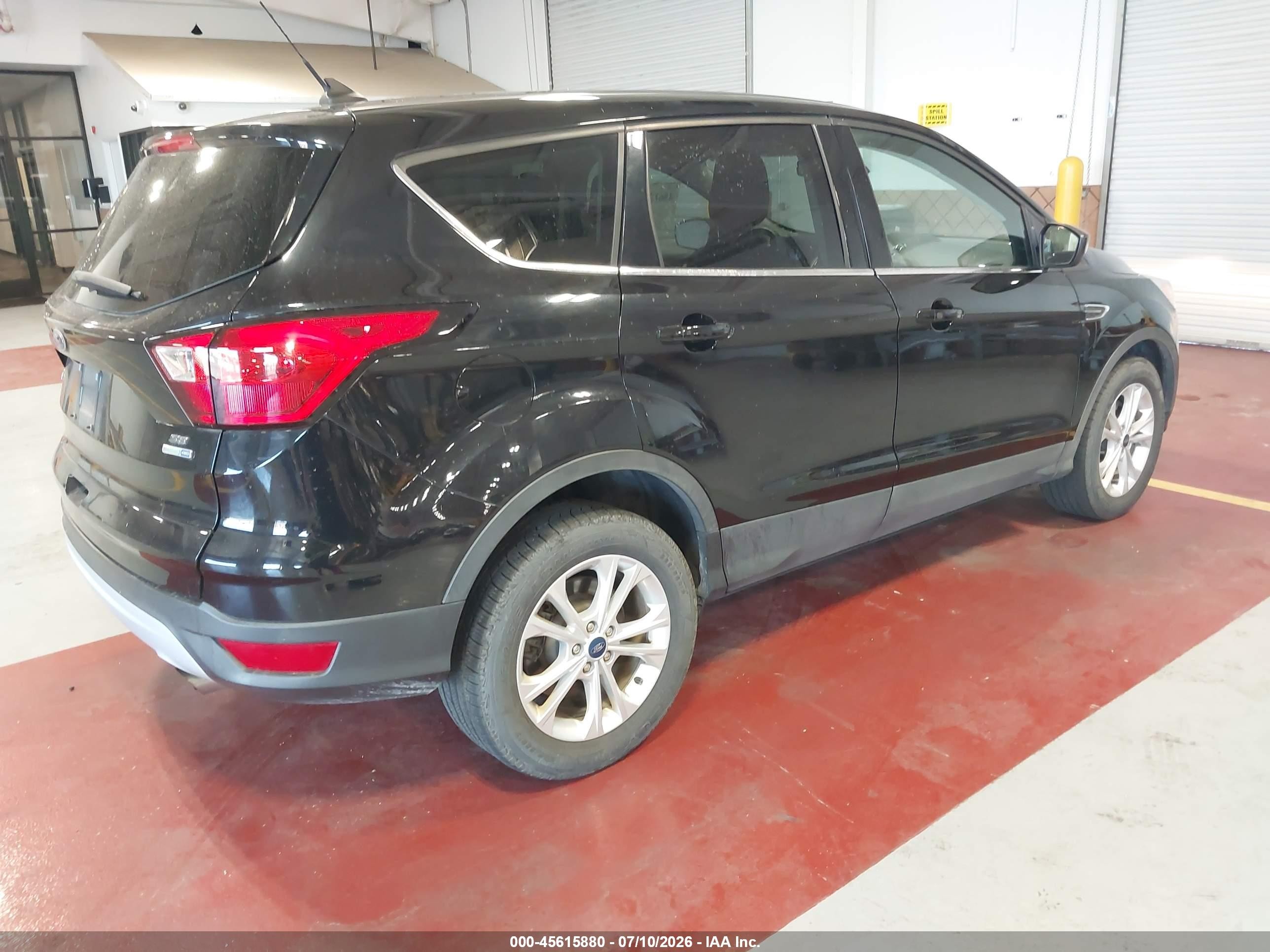 2019 Ford Escape Se Black vin: 1FMCU9GD9KUA65810