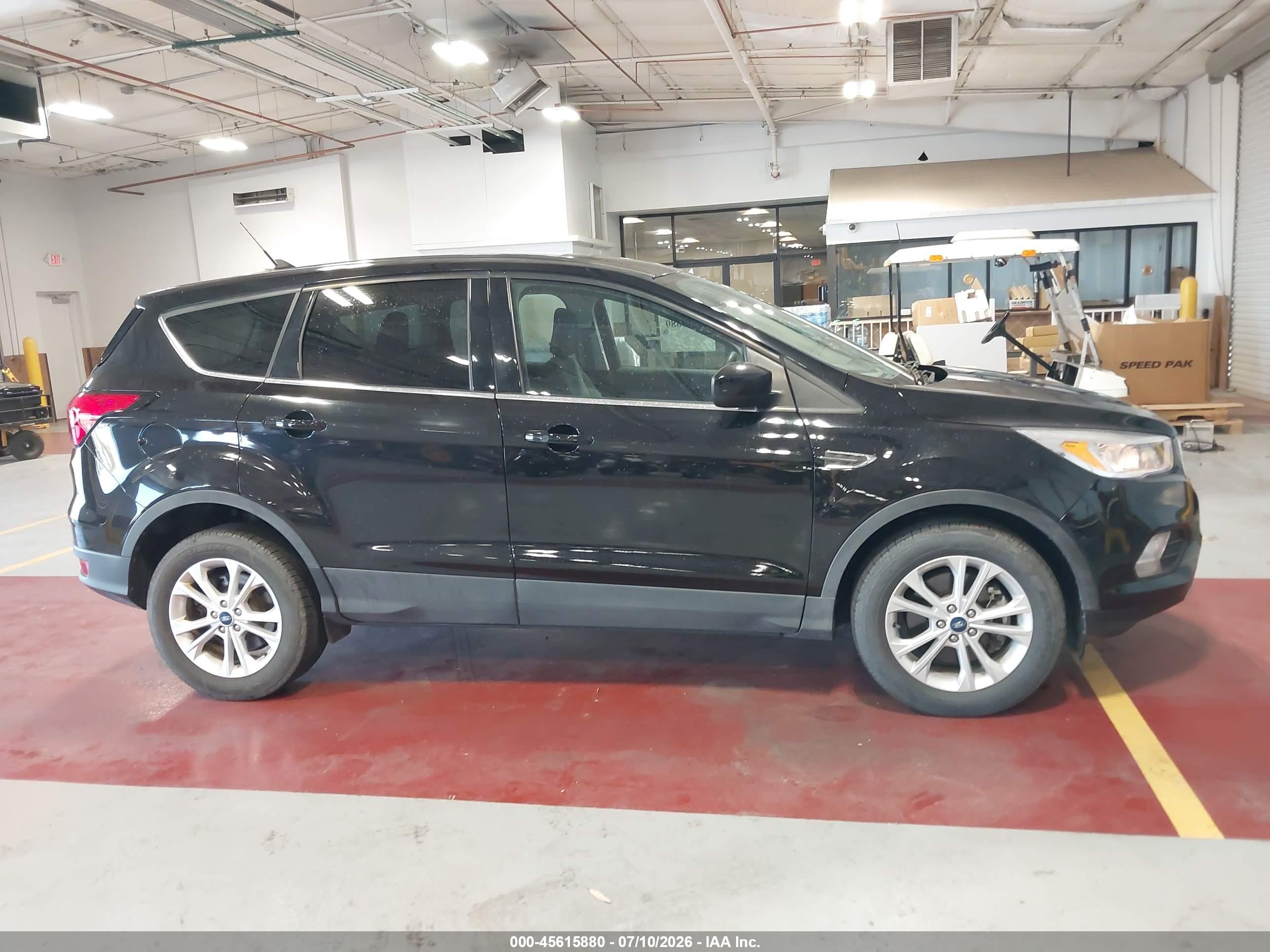 2019 Ford Escape Se Black vin: 1FMCU9GD9KUA65810