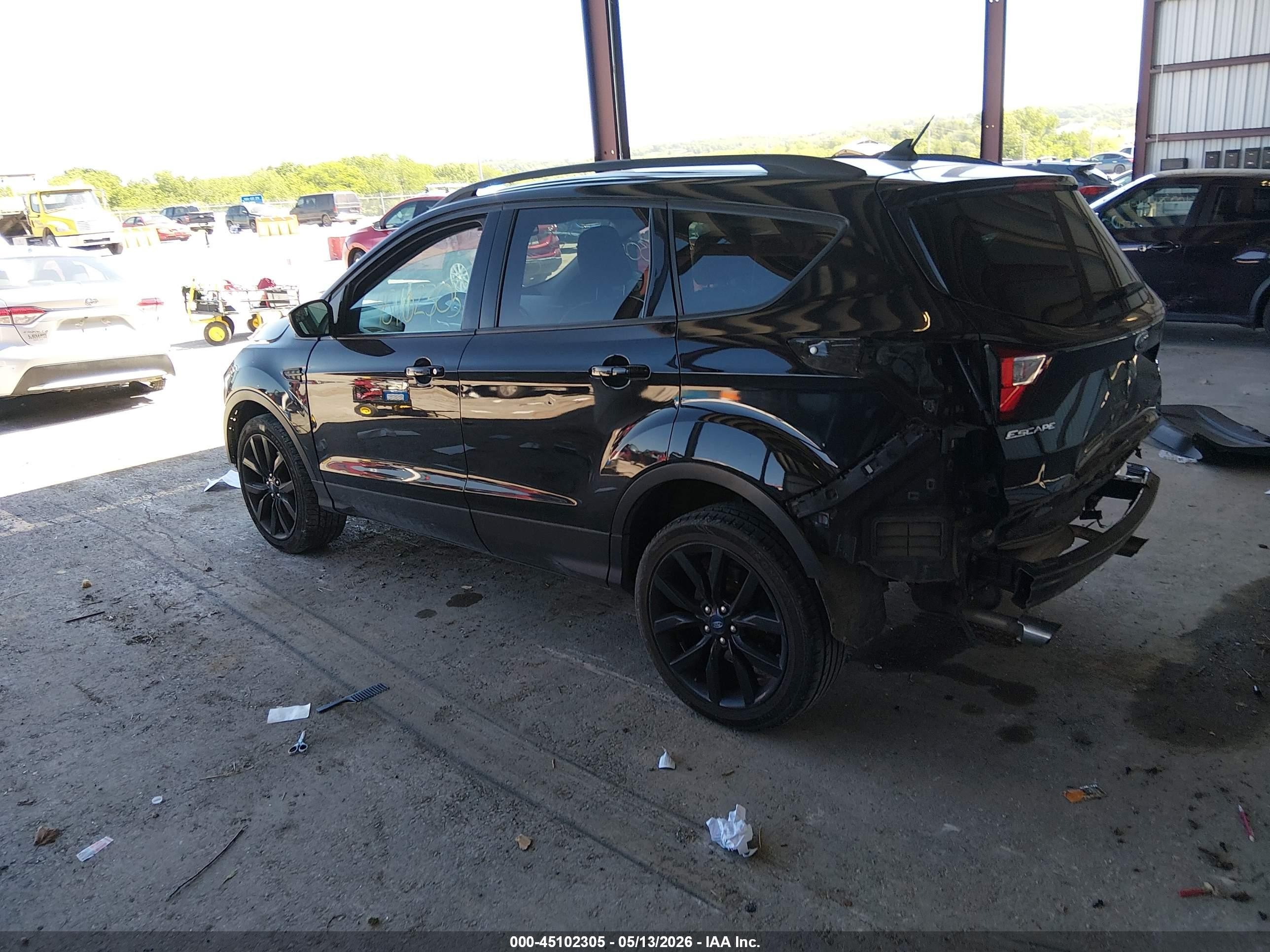 2019 Ford Escape Se Black vin: 1FMCU9GD9KUB09899