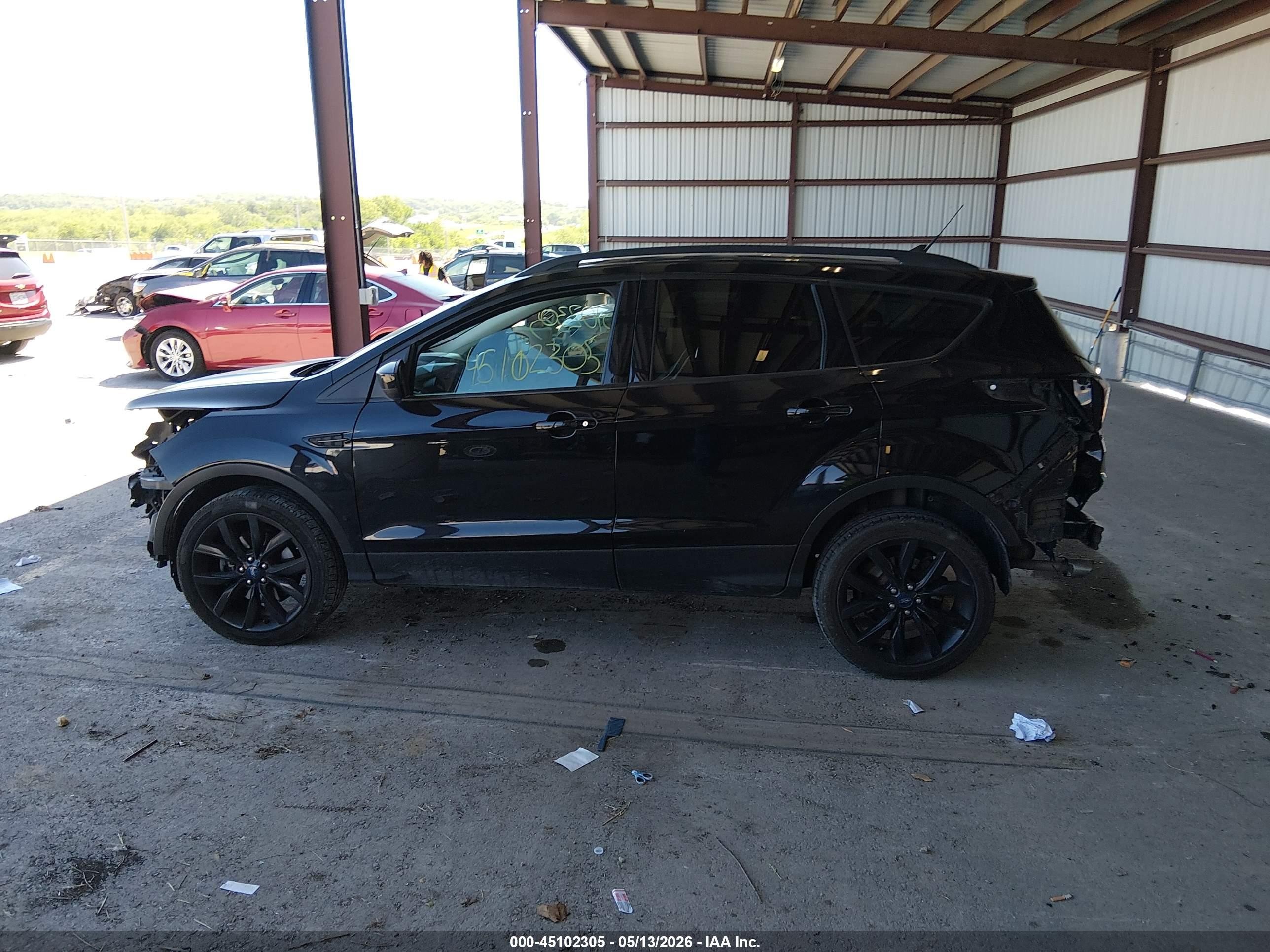 2019 Ford Escape Se Black vin: 1FMCU9GD9KUB09899