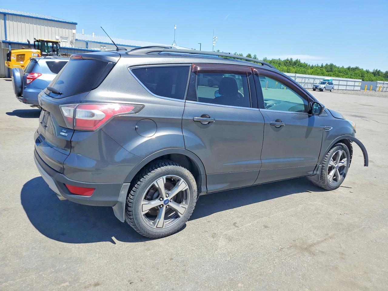 2017 Ford Escape Se Gray vin: 1FMCU9GDXHUA06077
