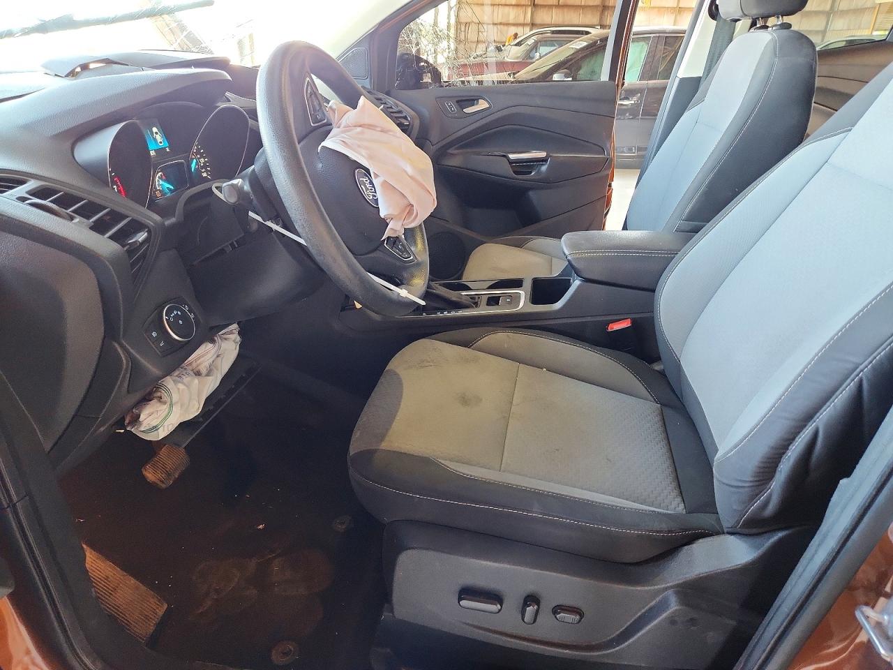2017 Ford Escape Se Brown vin: 1FMCU9GDXHUD91933
