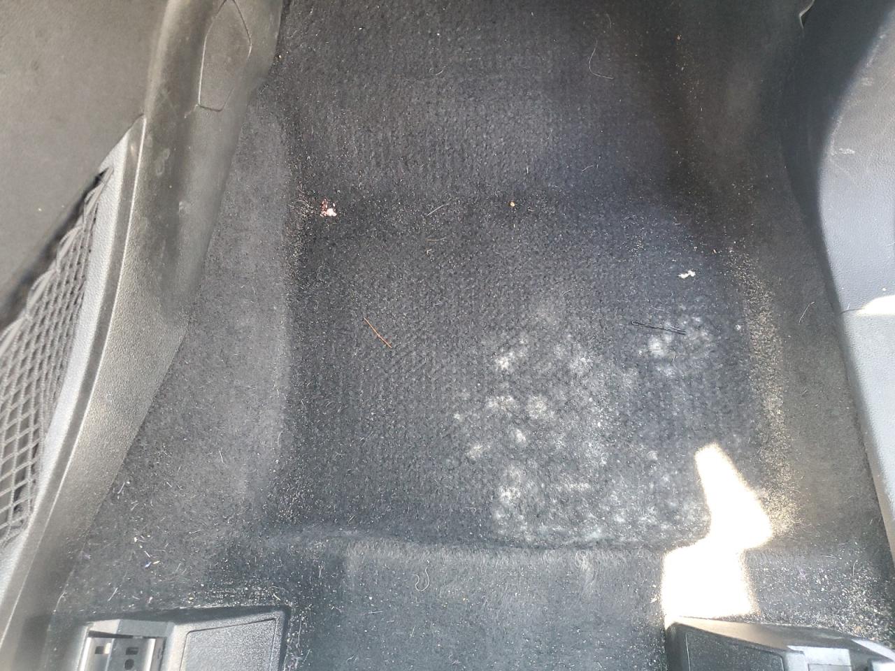 2017 Ford Escape Se Black vin: 1FMCU9GDXHUF00407 Damage: Right Rear Carpet, Stained, Permanent
