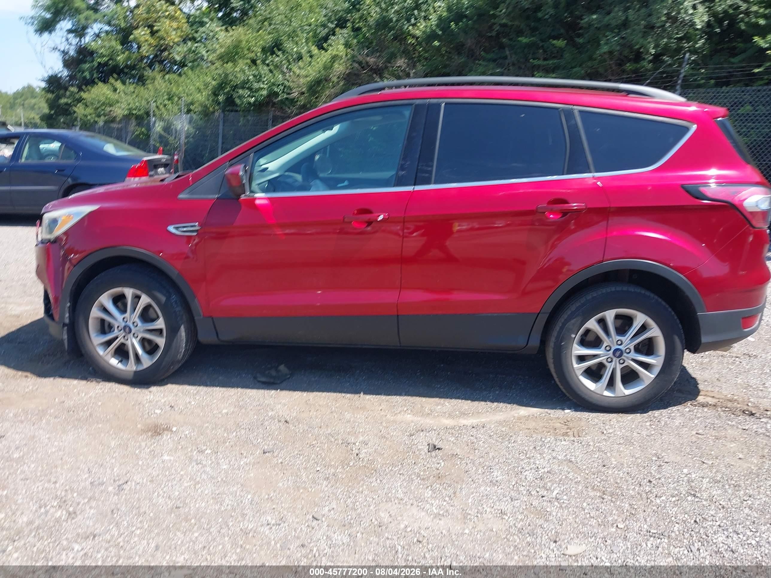 2018 Ford Escape Se Red vin: 1FMCU9GDXJUA47413