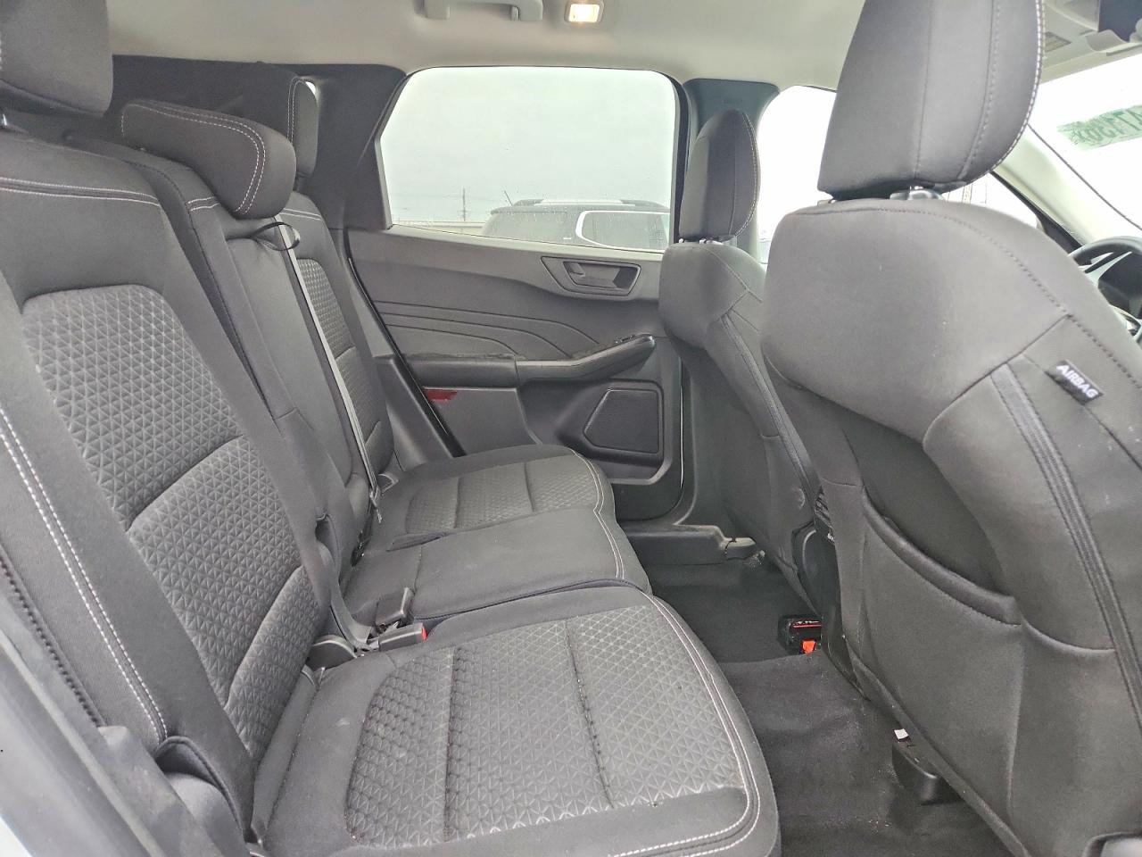2024 Ford Escape Active White vin: 1FMCU9GN0RUB06554