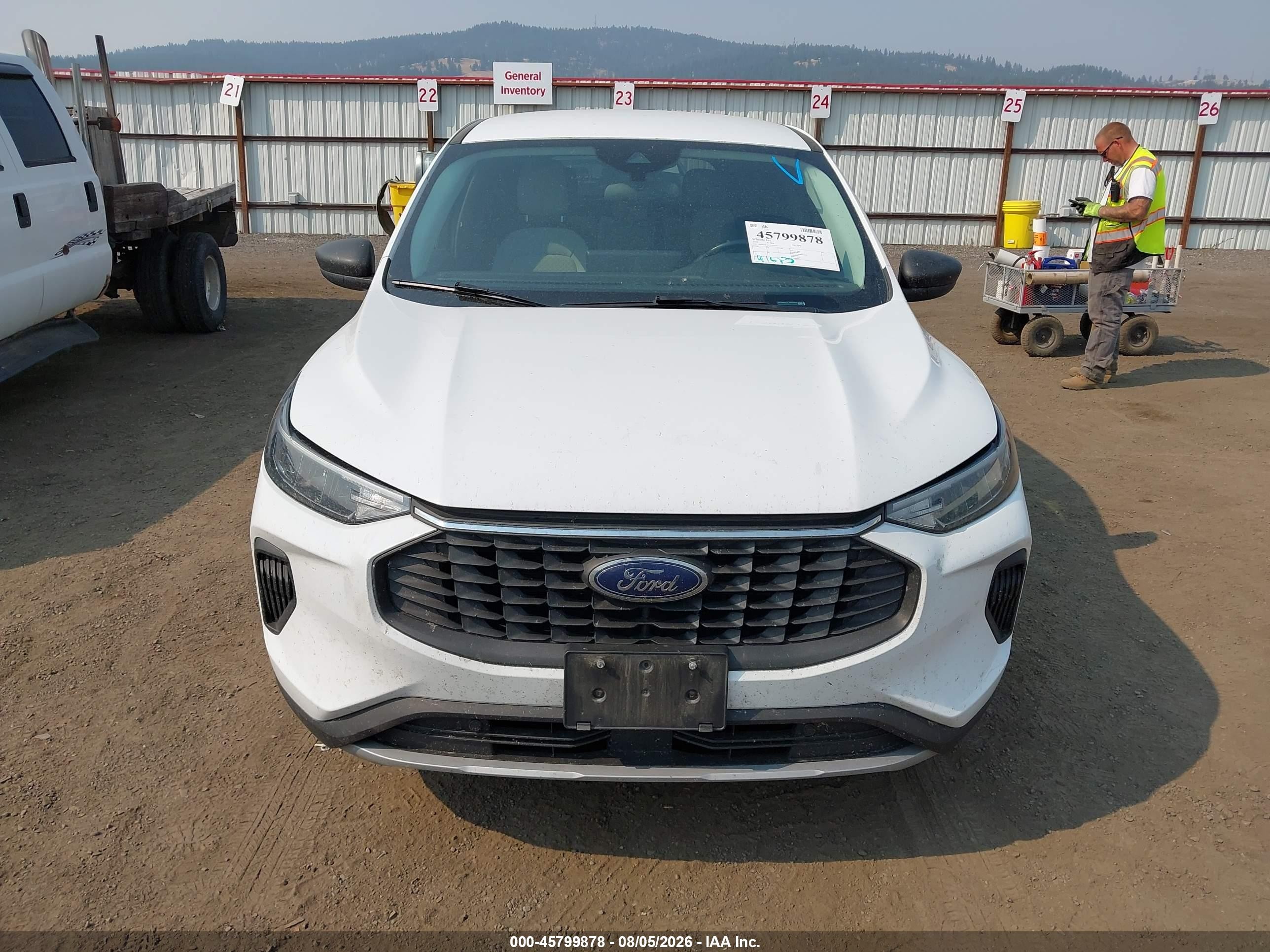 2023 Ford Escape Active White vin: 1FMCU9GN1PUA55353