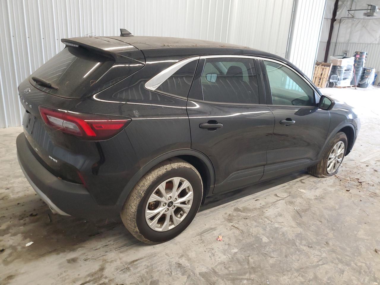 2023 Ford Escape Active Black vin: 1FMCU9GN7PUB35157 Damage: Right Qtr Panel, Dent(S) W/No Paint Dmg, < 1/8 Inch