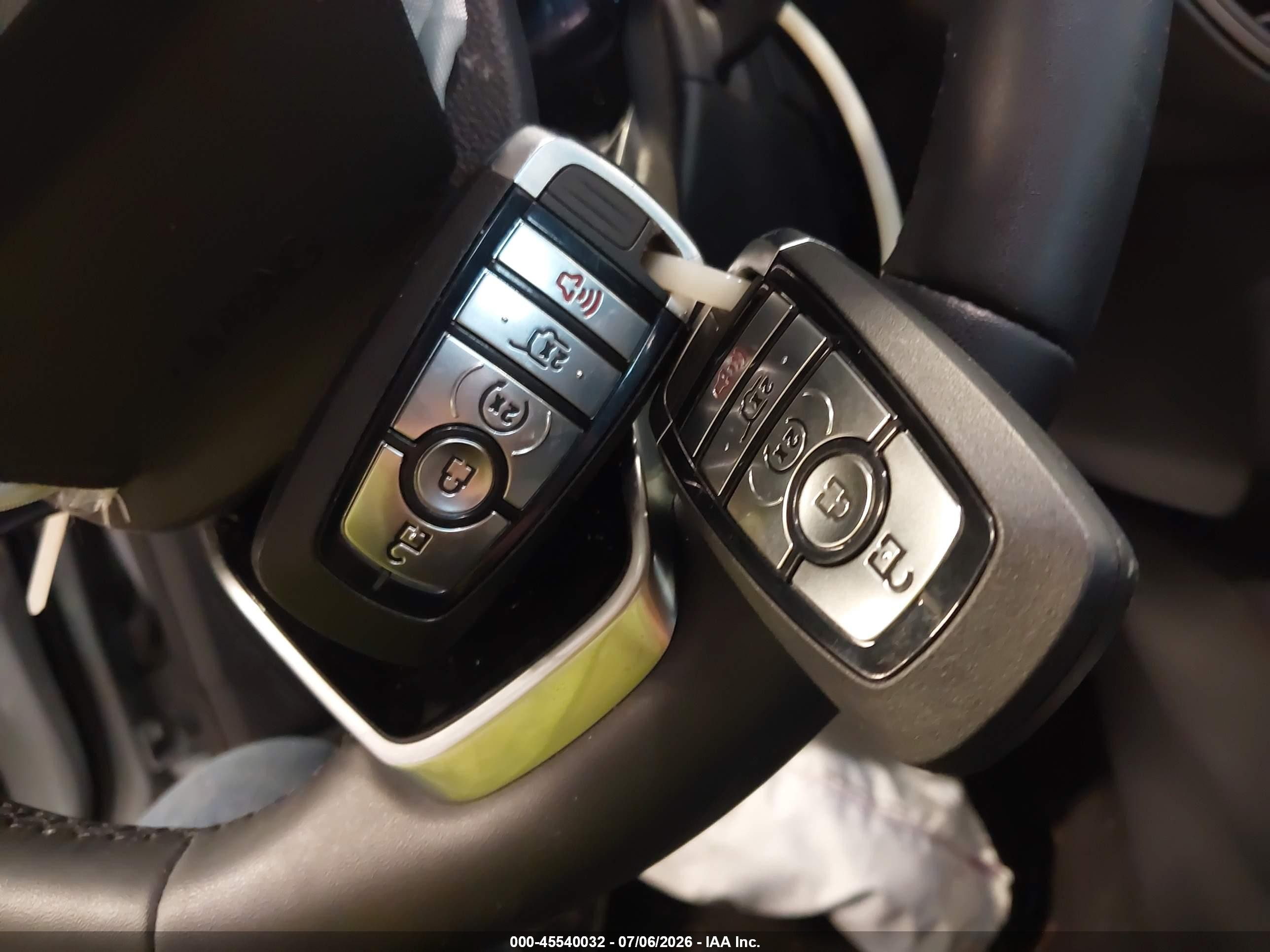 2025 Ford Escape Active White vin: 1FMCU9GN7SUB63579