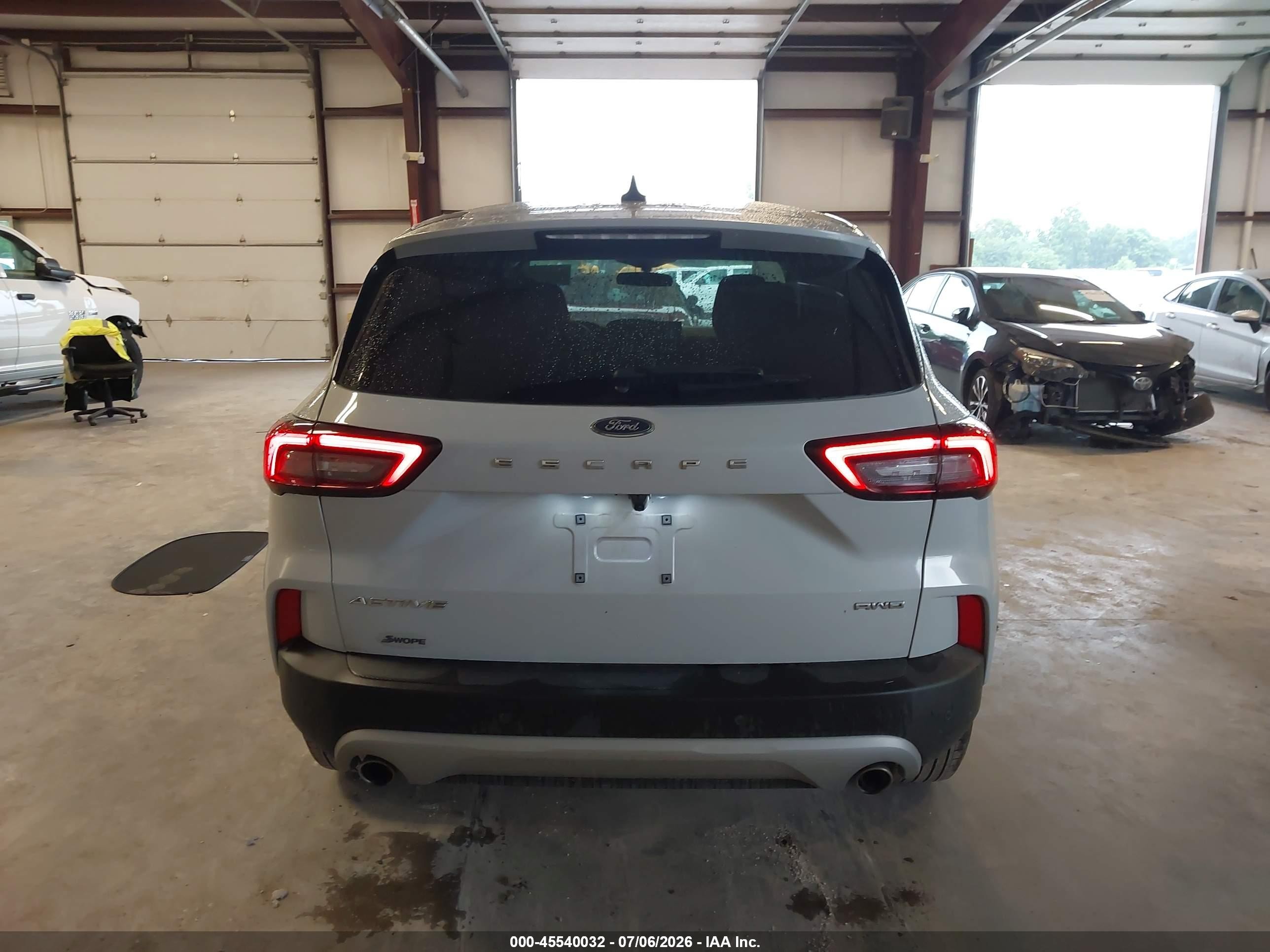 2025 Ford Escape Active White vin: 1FMCU9GN7SUB63579