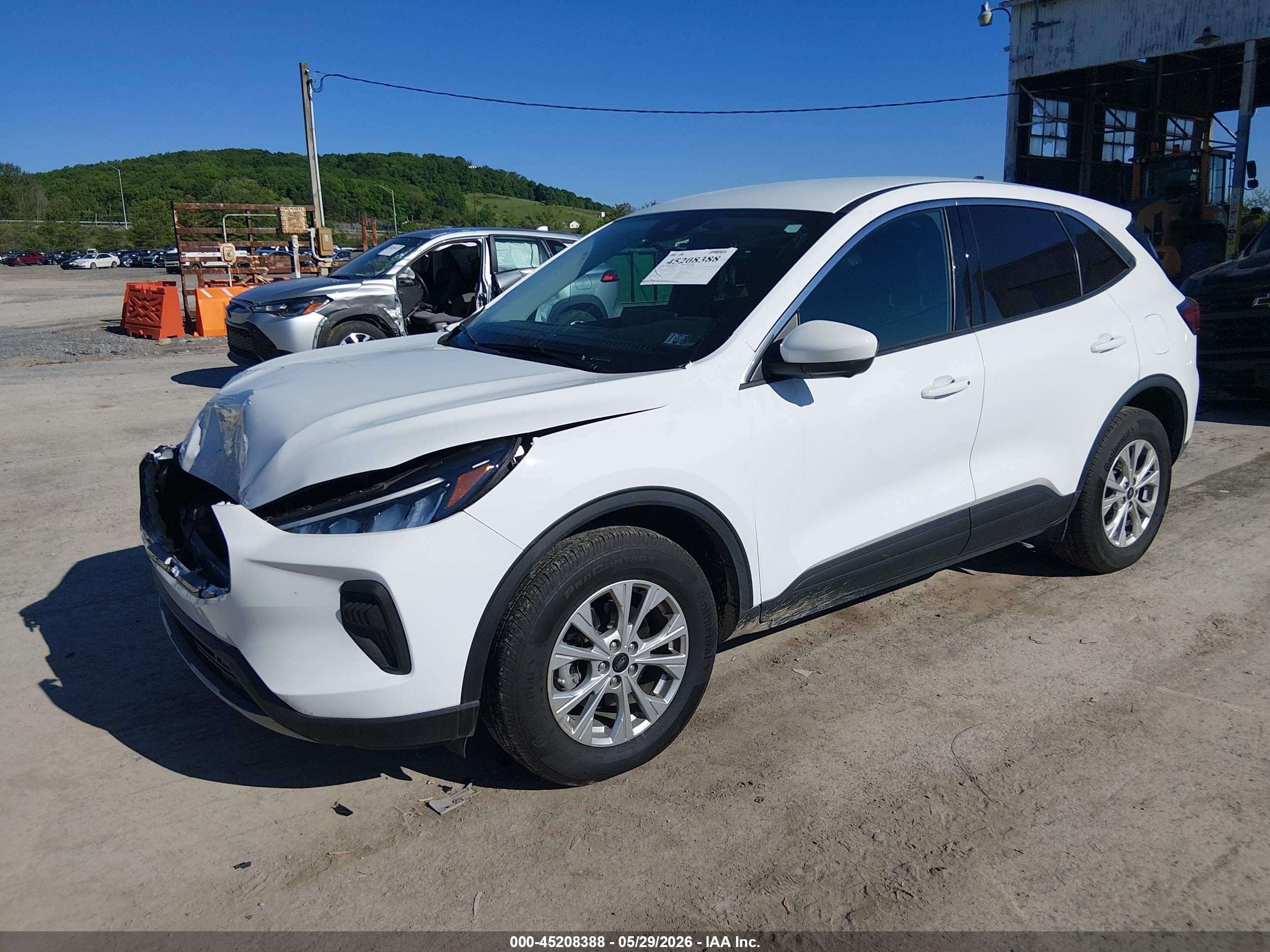 2023 Ford Escape Active Белый vin: 1FMCU9GN8PUA78208