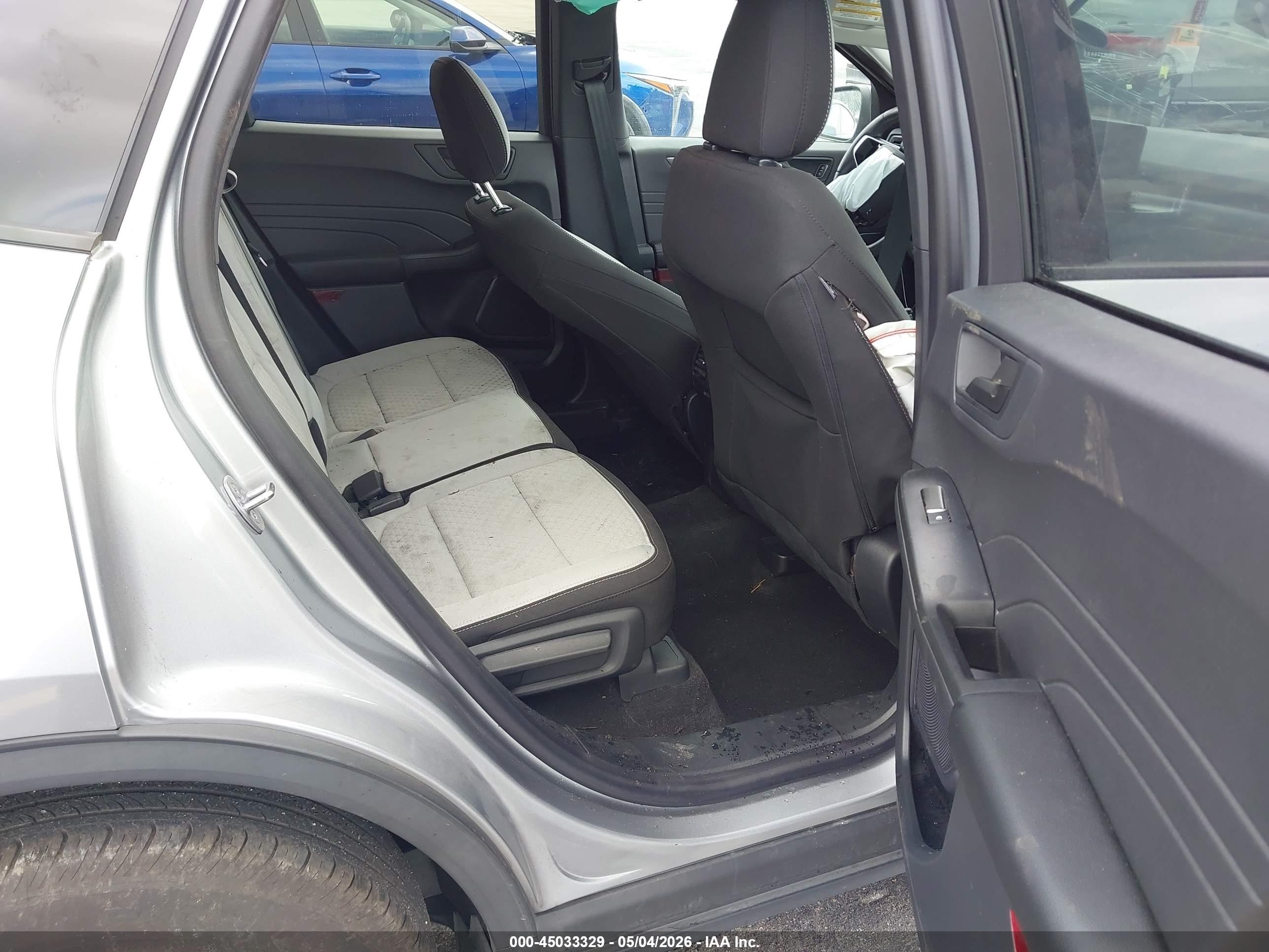 2024 Ford Escape Active Серебряный vin: 1FMCU9GN8RUA39346