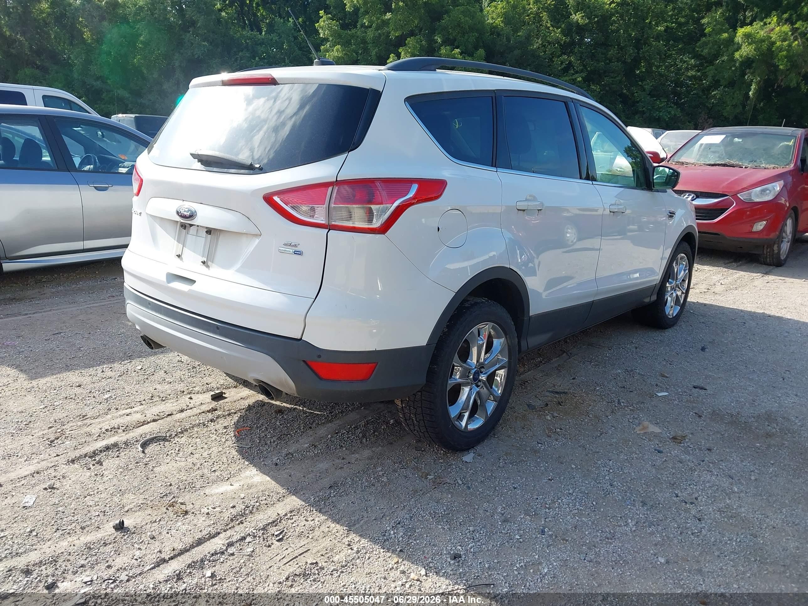 2014 Ford Escape Se Белый vin: 1FMCU9GX0EUA29650