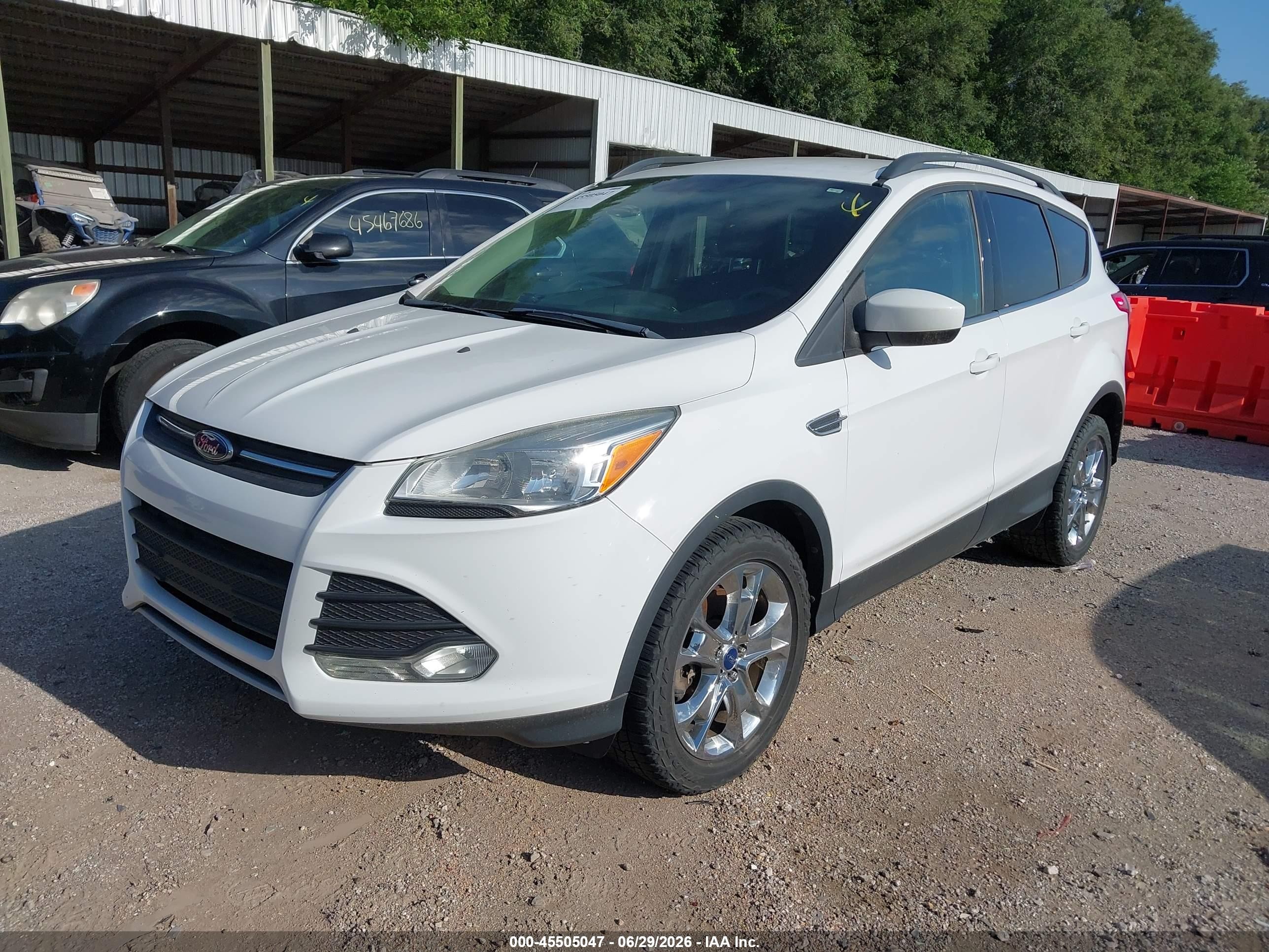 2014 Ford Escape Se Белый vin: 1FMCU9GX0EUA29650