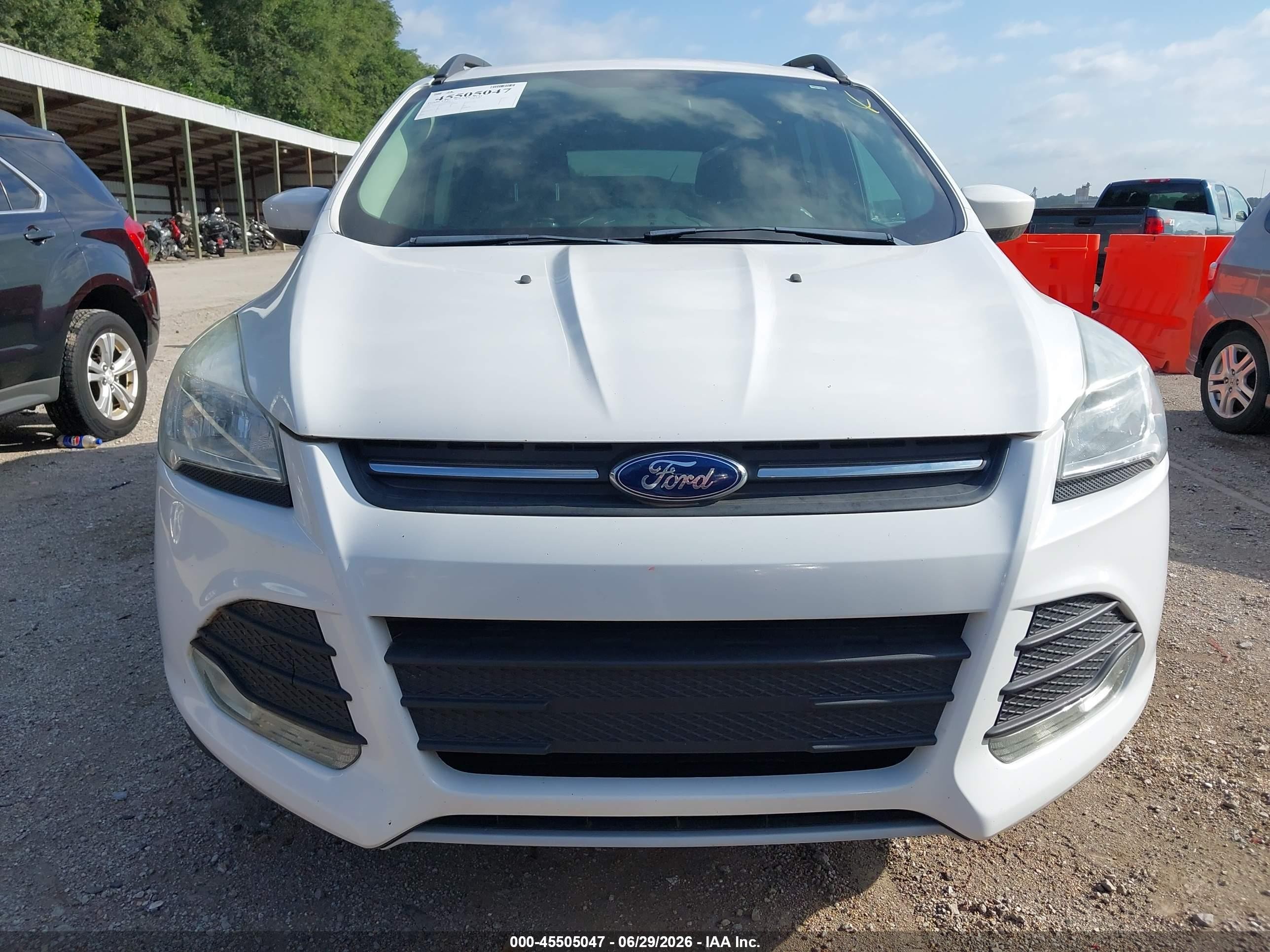 2014 Ford Escape Se Белый vin: 1FMCU9GX0EUA29650