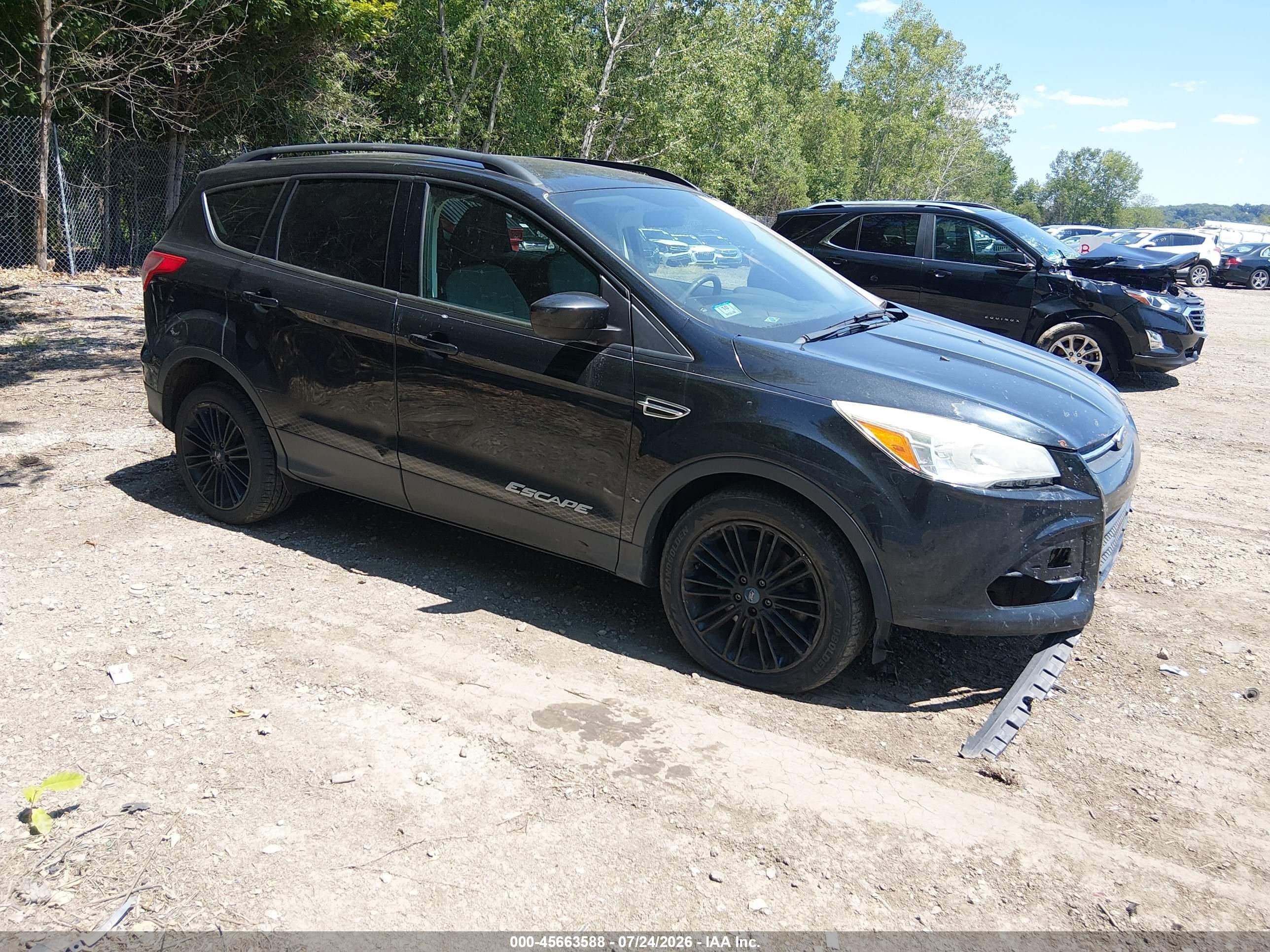 1FMCU9GX0EUB03844