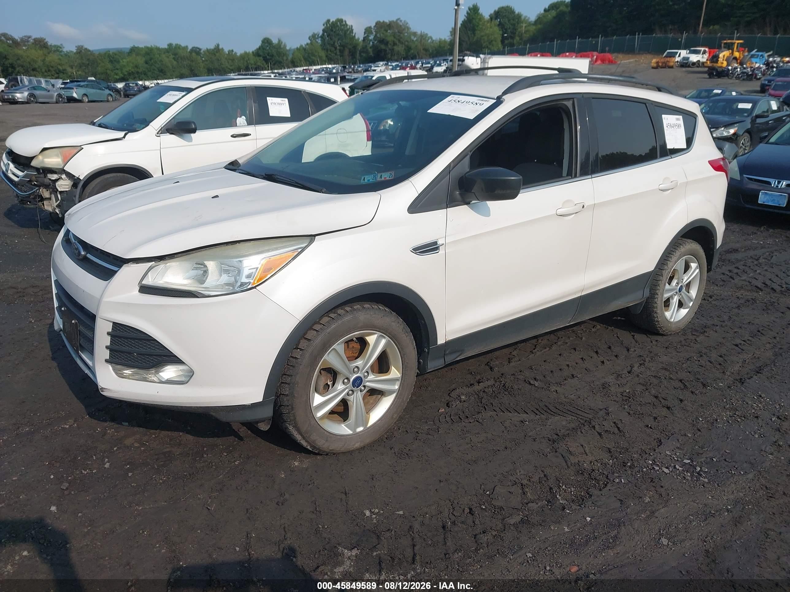 2014 Ford Escape Se Белый vin: 1FMCU9GX0EUB37640