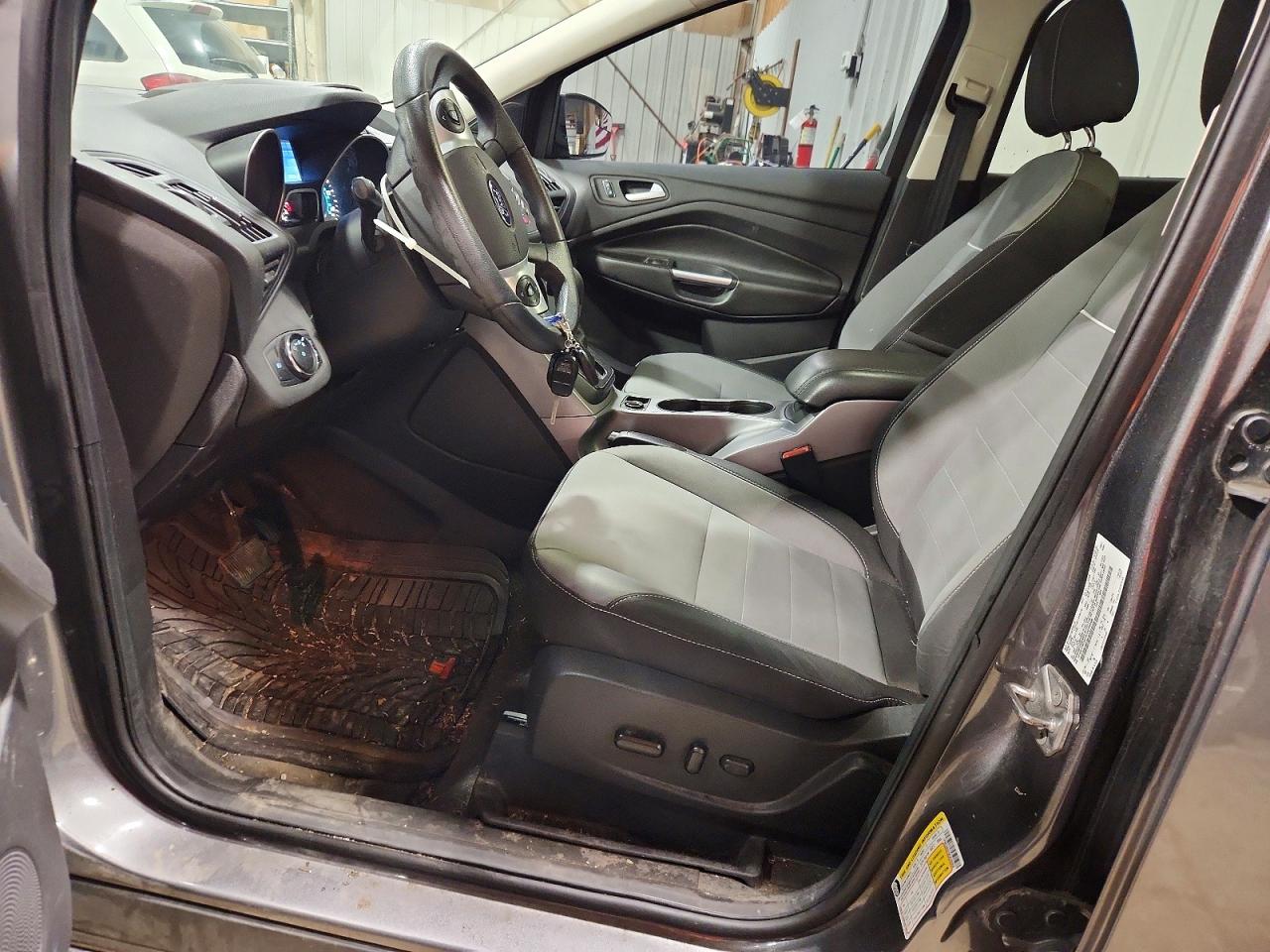 2014 Ford Escape Se Gray vin: 1FMCU9GX0EUC00008