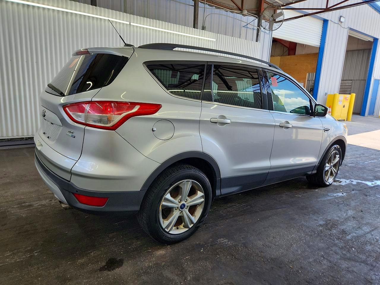 2014 Ford Escape Se Silver vin: 1FMCU9GX0EUD57604