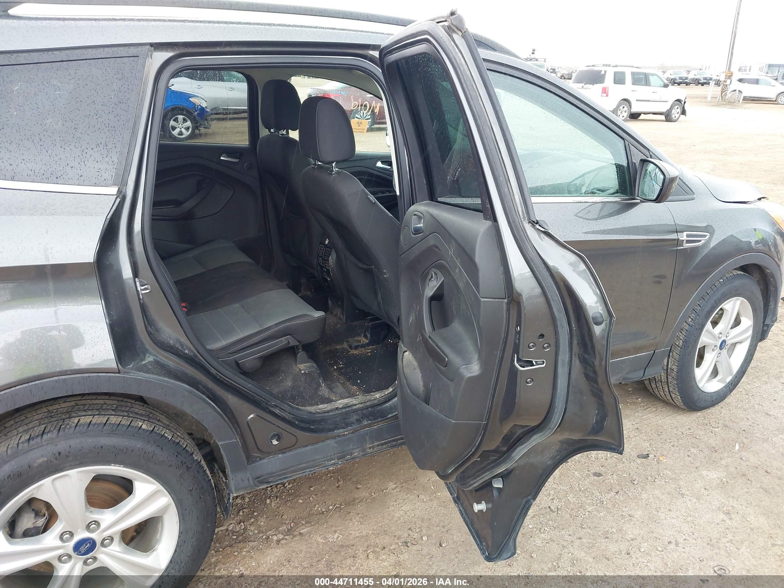 2015 Ford Escape Se Gray vin: 1FMCU9GX0FUA09609
