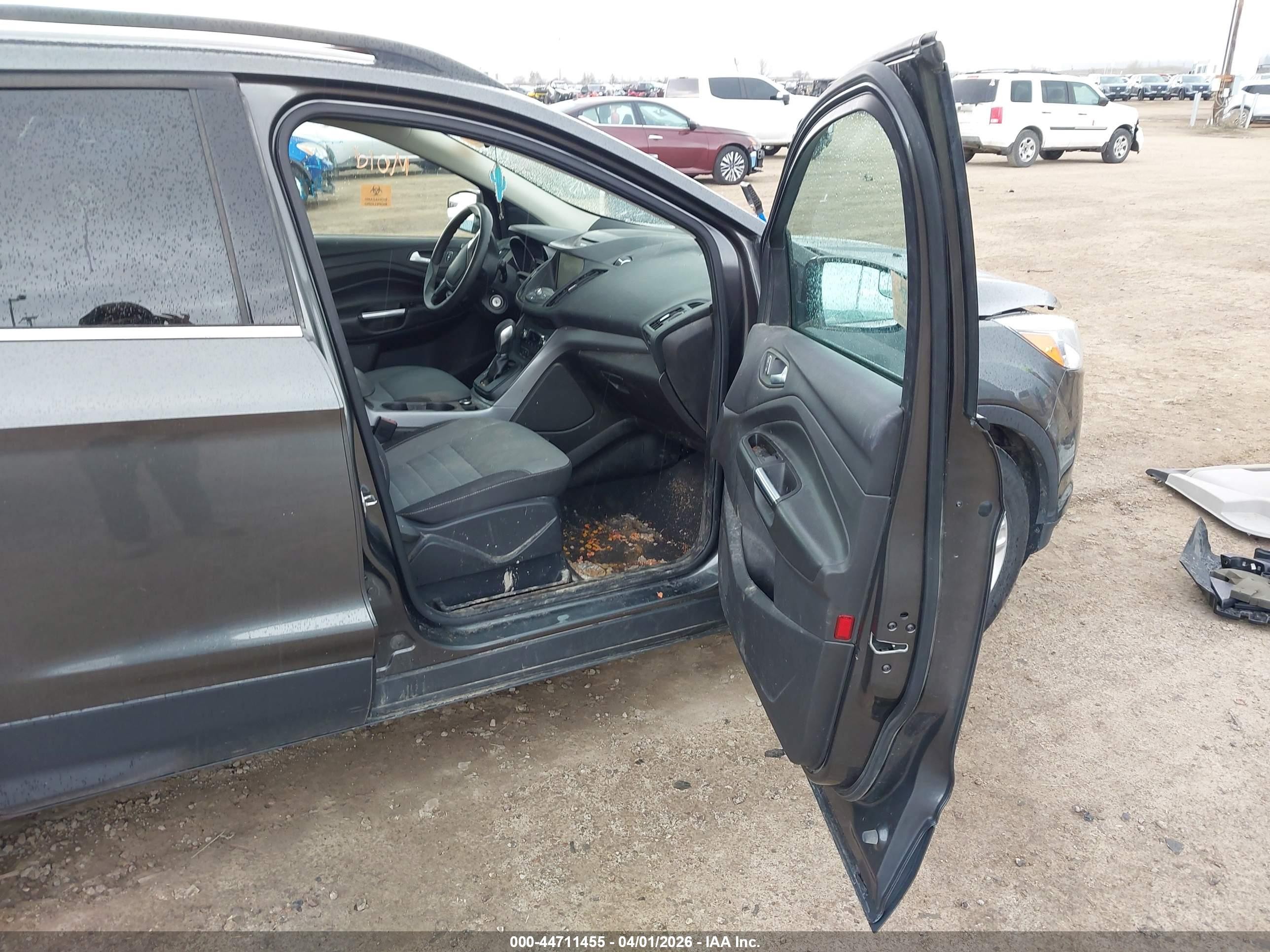2015 Ford Escape Se Gray vin: 1FMCU9GX0FUA09609