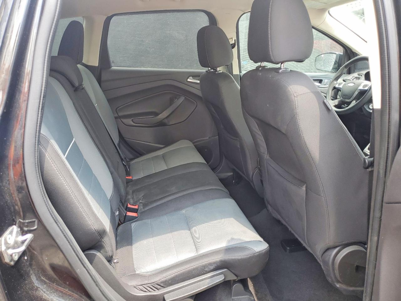 2015 Ford Escape Se Черный vin: 1FMCU9GX0FUA12882
