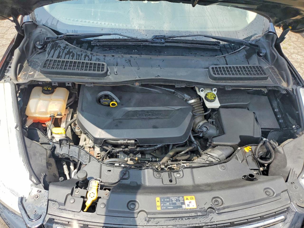 2015 Ford Escape Se Черный vin: 1FMCU9GX0FUA12882