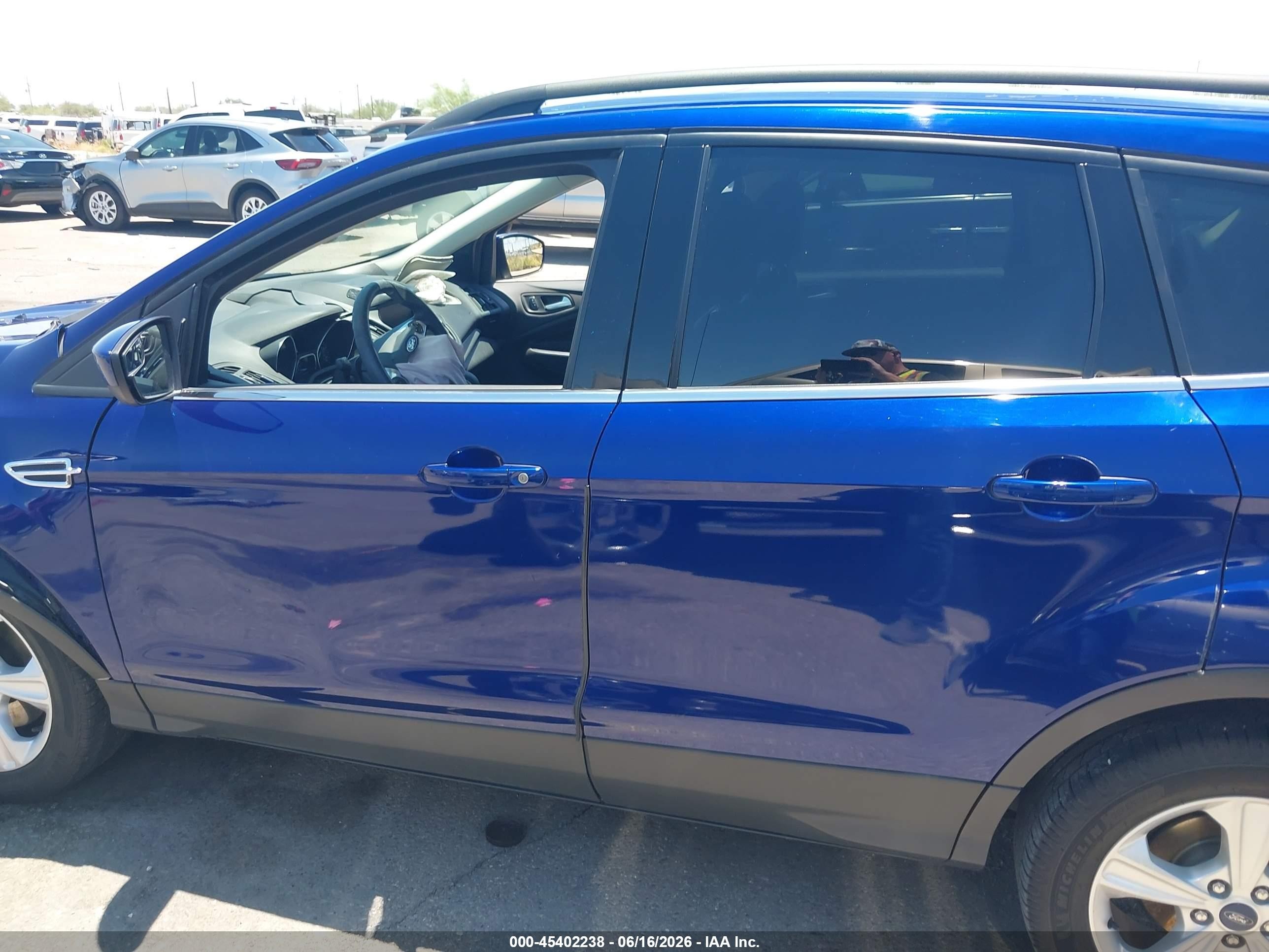 2015 Ford Escape Se Blue vin: 1FMCU9GX0FUA75058