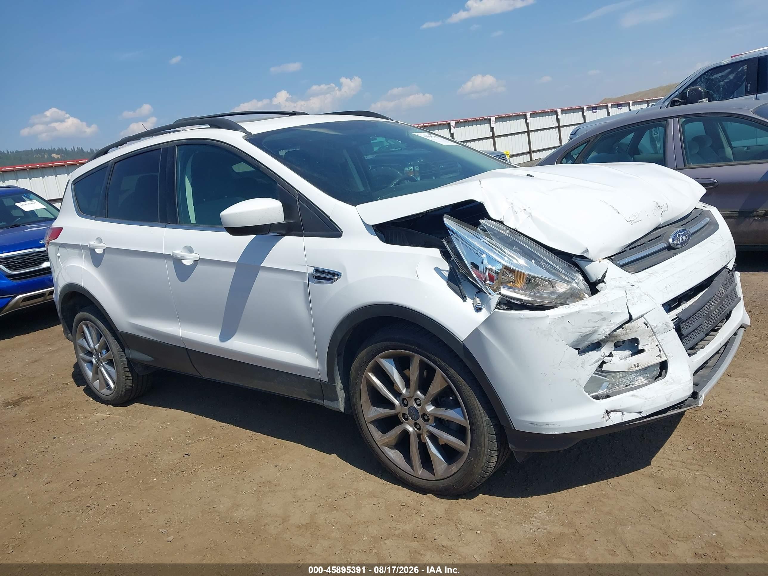 2015 Ford Escape Se Белый vin: 1FMCU9GX0FUA81720