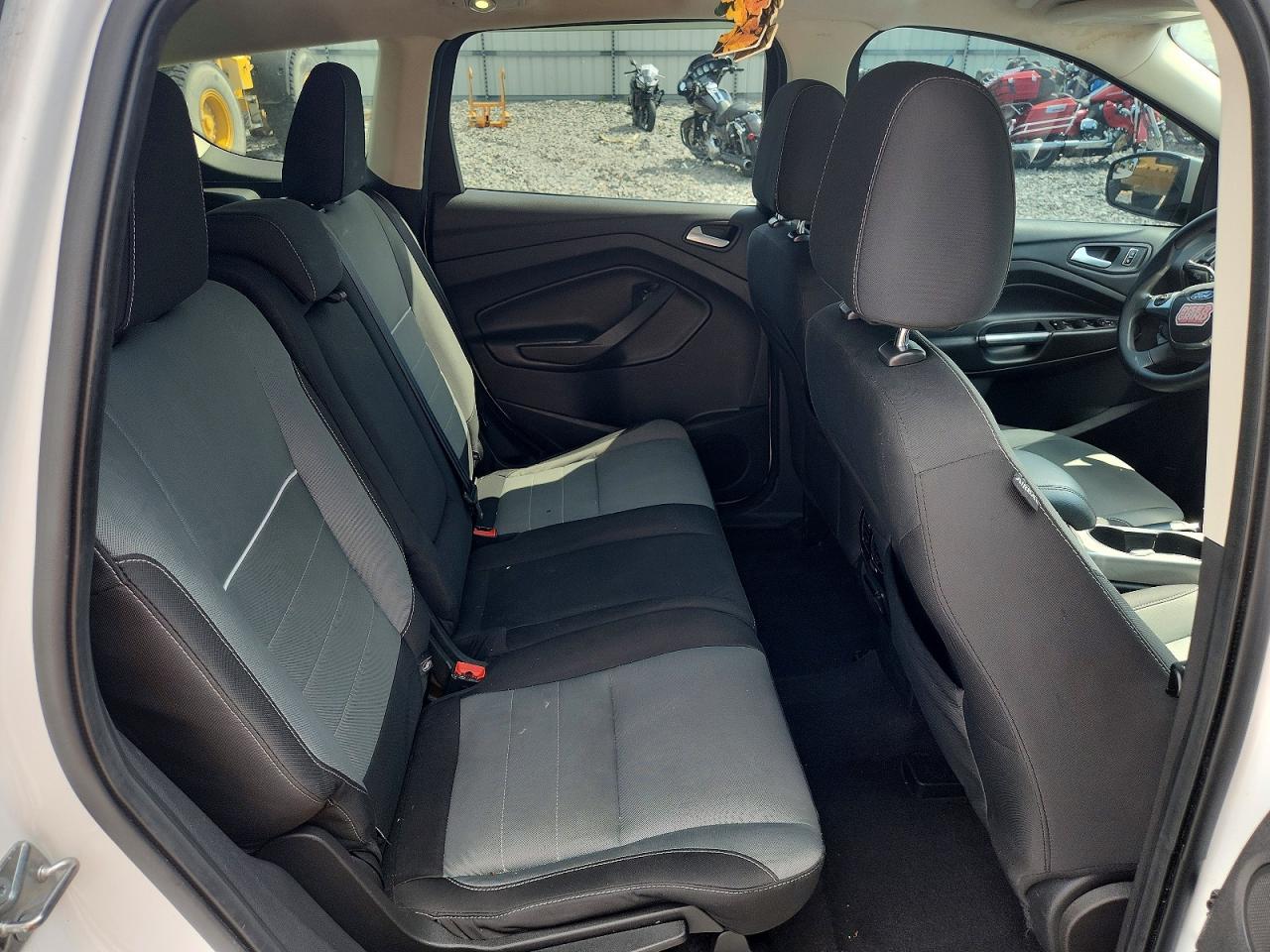2015 Ford Escape Se Белый vin: 1FMCU9GX0FUB35114