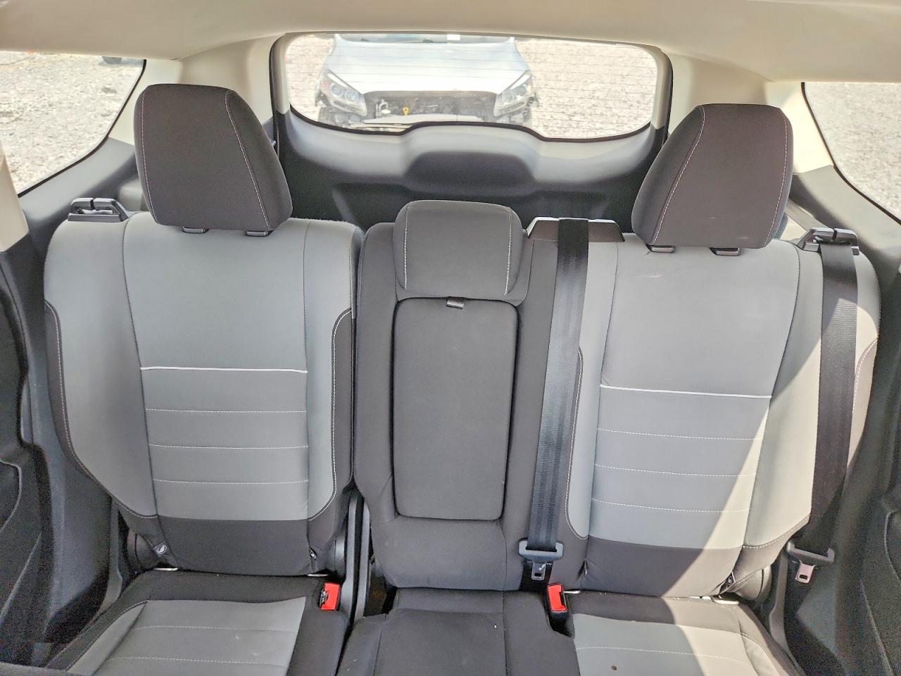 2015 Ford Escape Se Белый vin: 1FMCU9GX0FUB35114