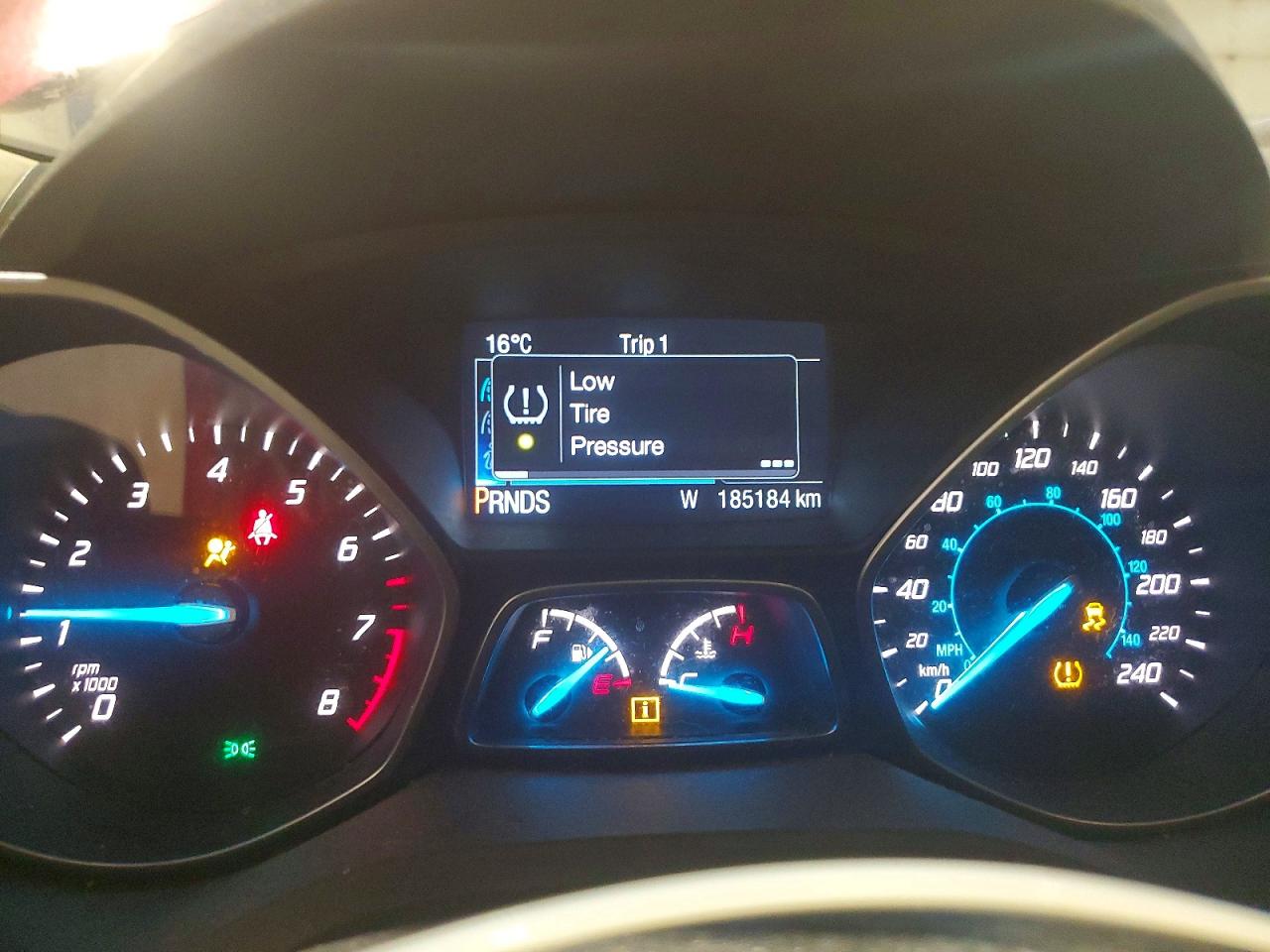 2015 Ford Escape Se Red vin: 1FMCU9GX0FUB52589