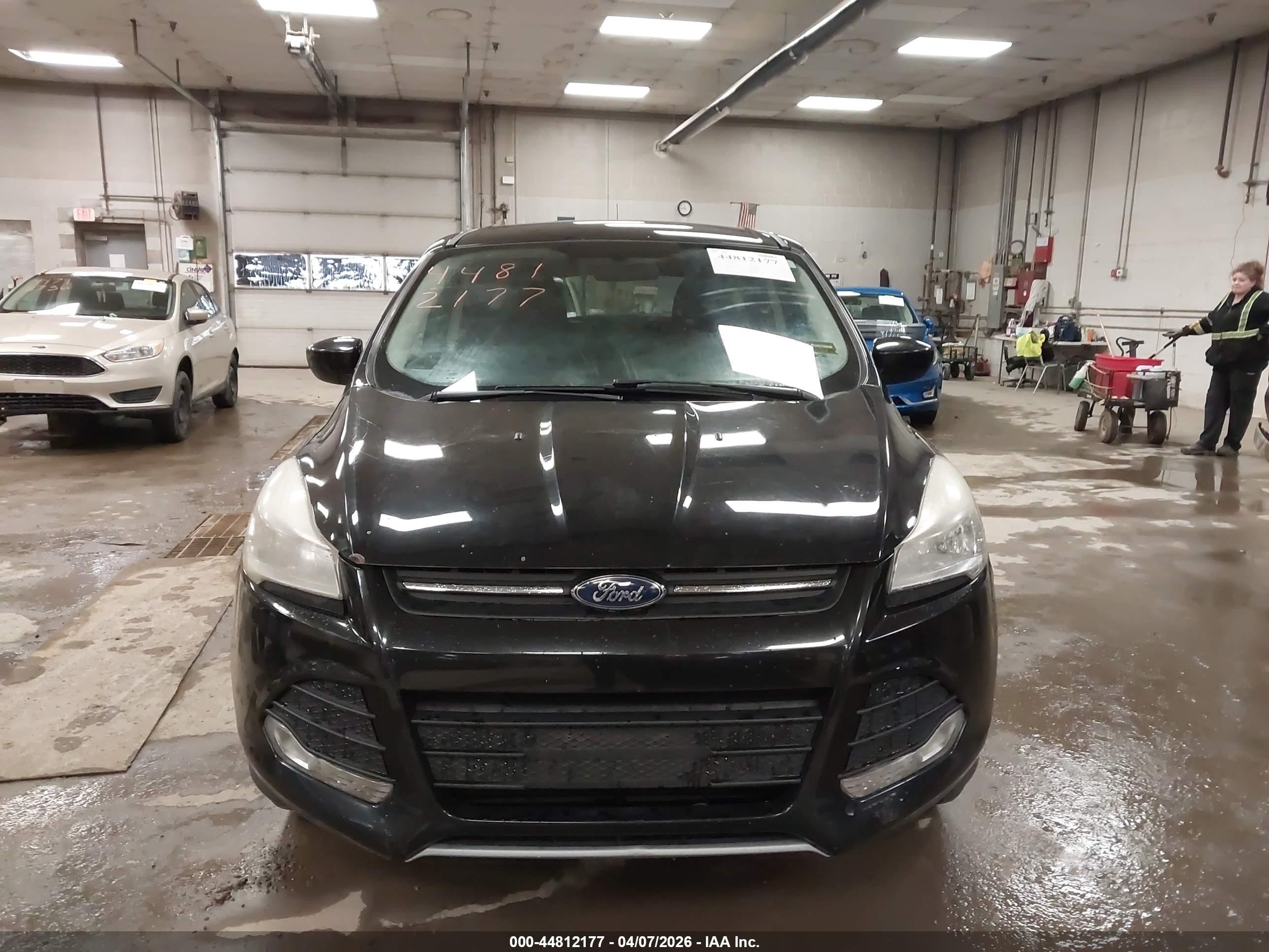 2015 Ford Escape Se Черный vin: 1FMCU9GX0FUB74267