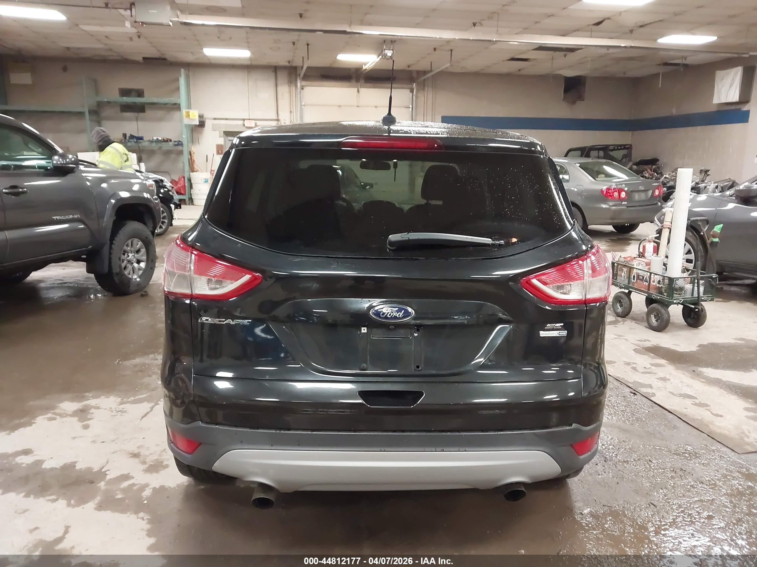 2015 Ford Escape Se Черный vin: 1FMCU9GX0FUB74267